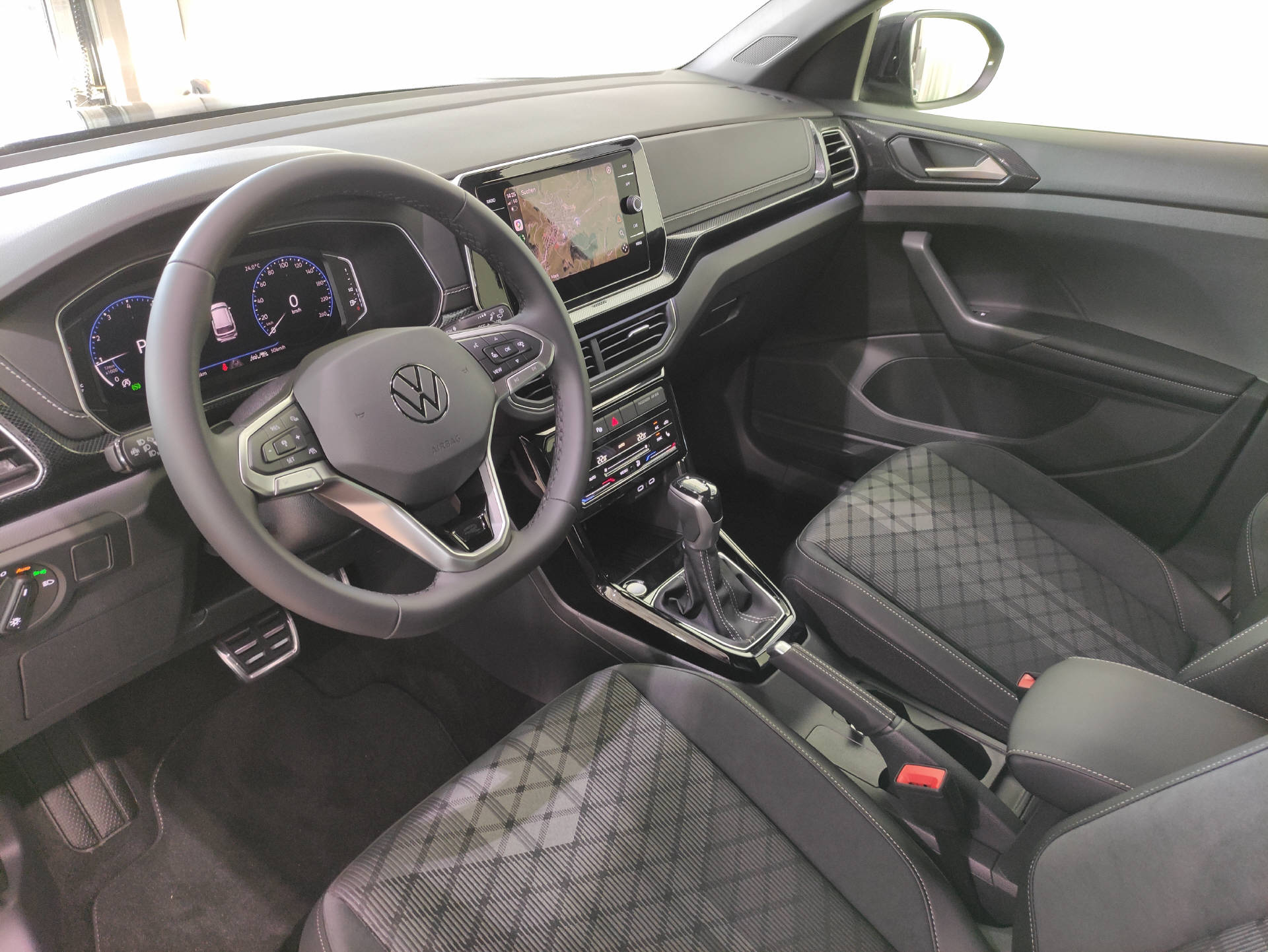 VW T-Cross 1.5 TSI R-Line DSG-image-3