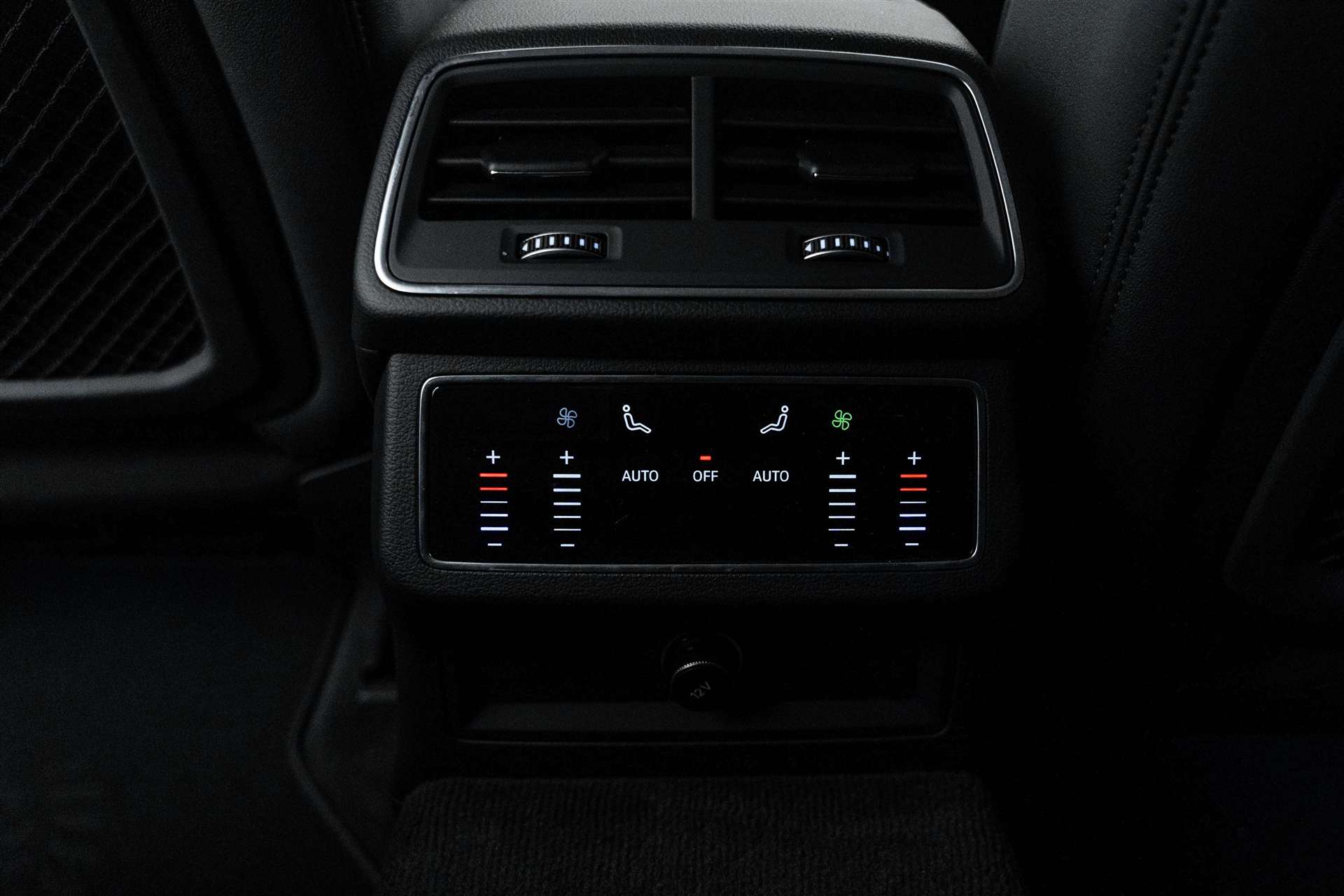 AUDI A6 Avant 45 TFSI S line S-tronic quattro-image-10