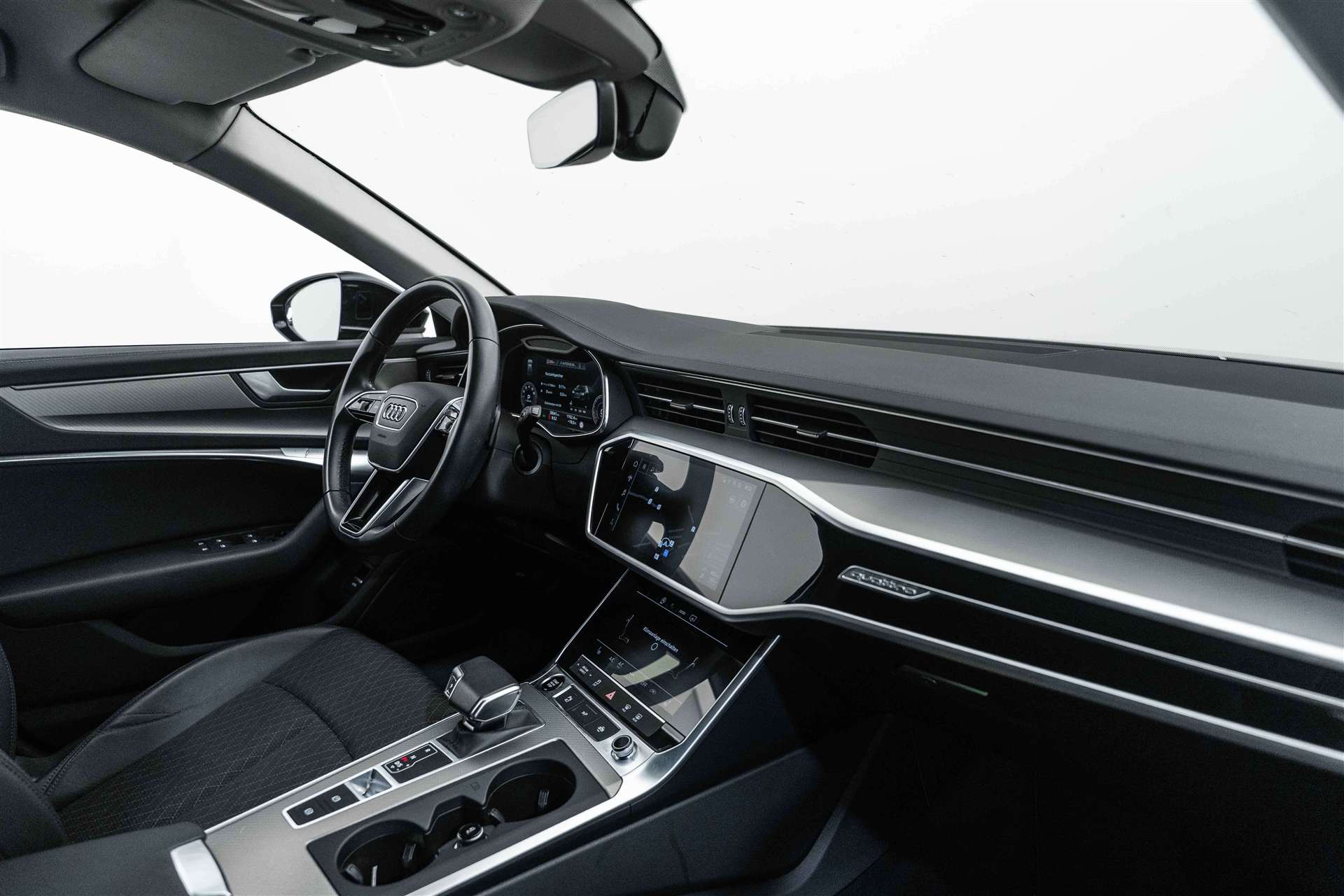 AUDI A6 Avant 45 TFSI S line S-tronic quattro-image-12