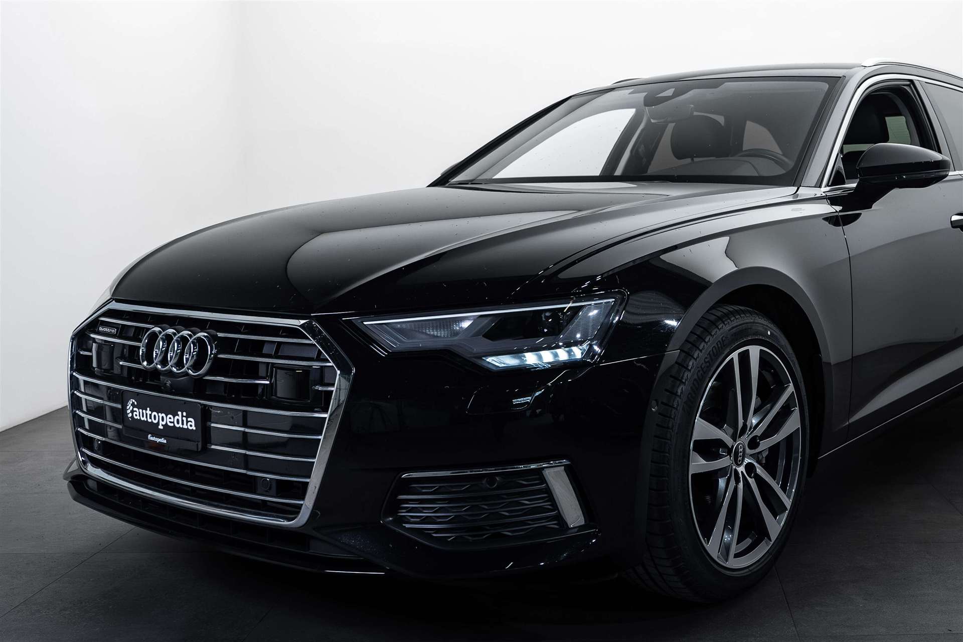 AUDI A6 Avant 45 TFSI S line S-tronic quattro-image-1