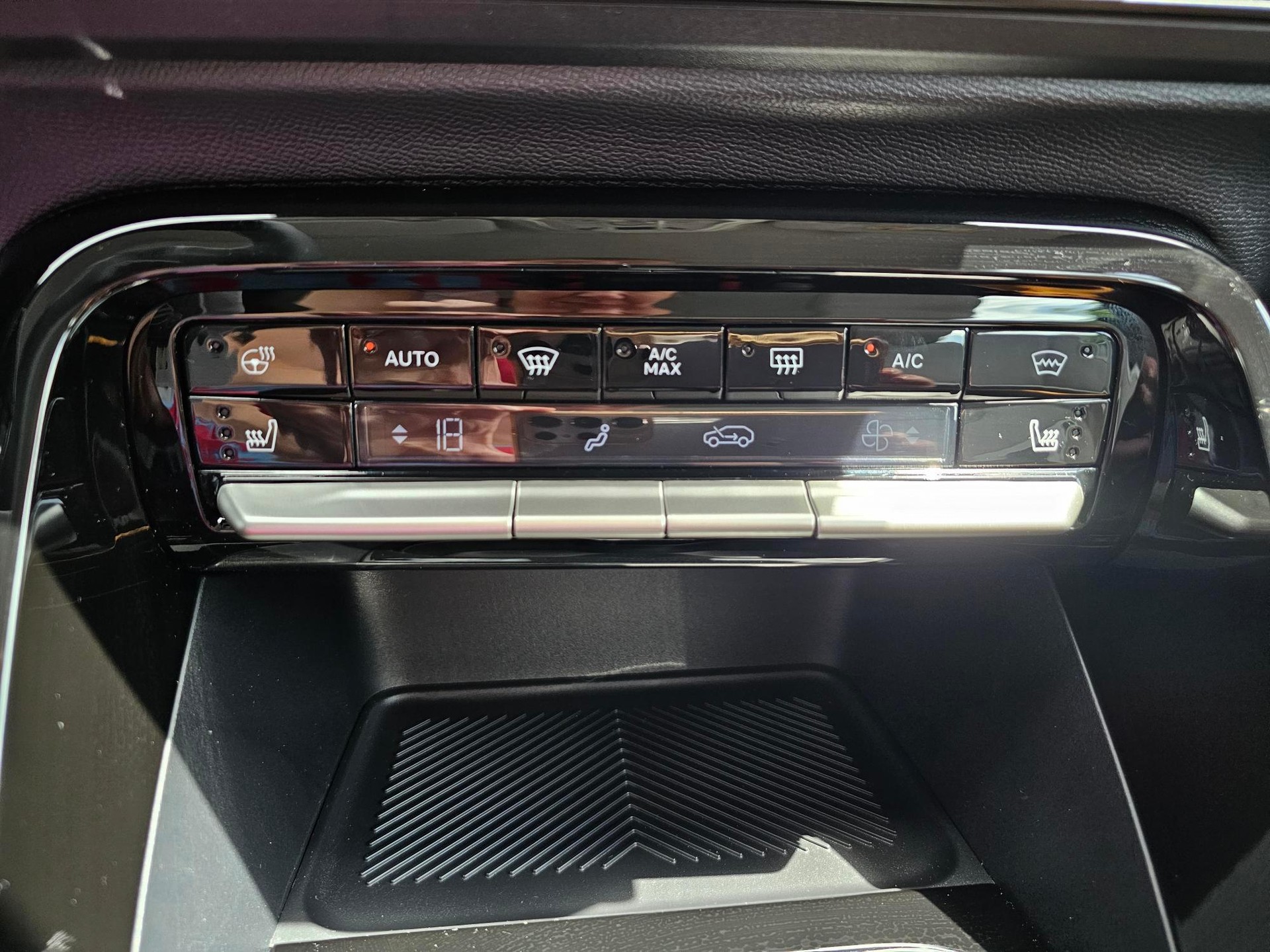 CITROEN e-C3 long range Plus-image-10