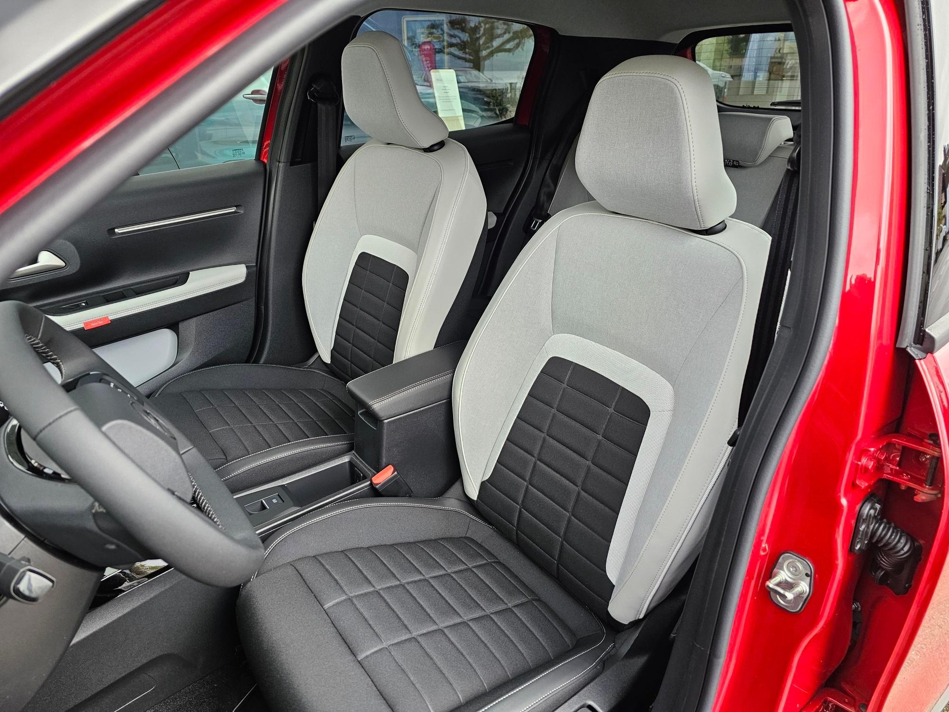 CITROEN e-C3 long range Plus-image-5