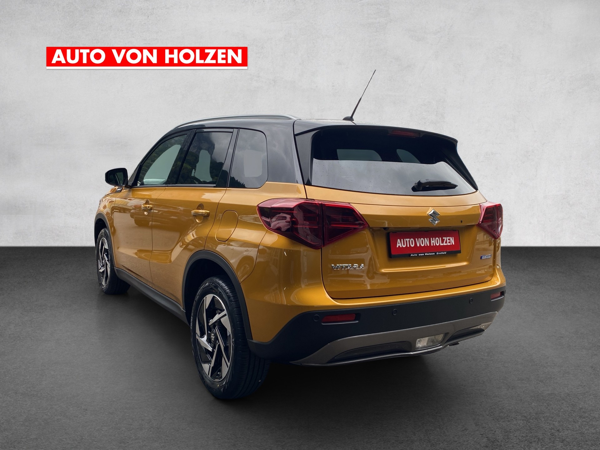 SUZUKI Vitara 1.4 Boosterjet Compact Top 4x4 Hybrid Automatic-image-1