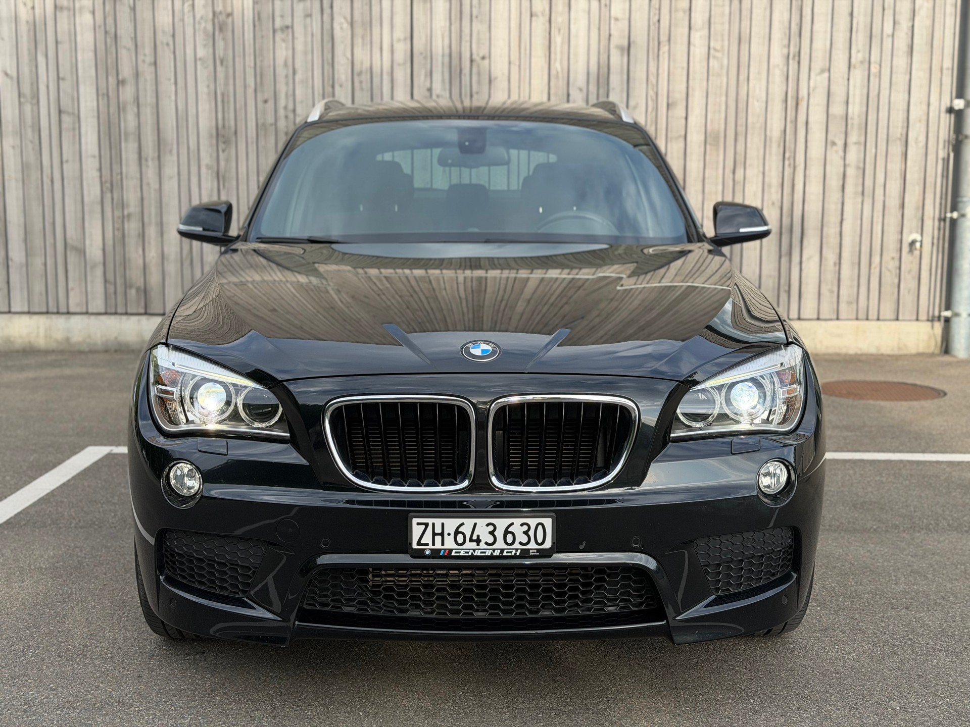 BMW X1 xDrive 18d Steptronic M-Paket-image-1