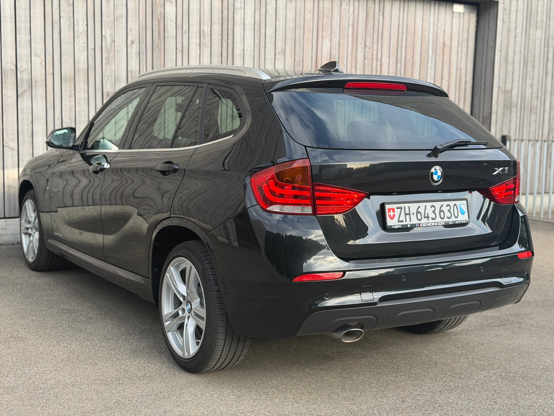BMW X1 xDrive 18d Steptronic M-Paket-image-6
