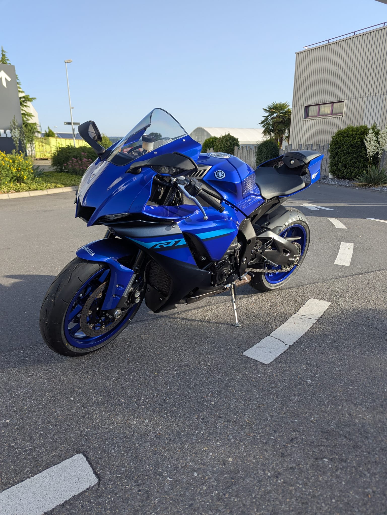 YAMAHA YZF-R1 ABS