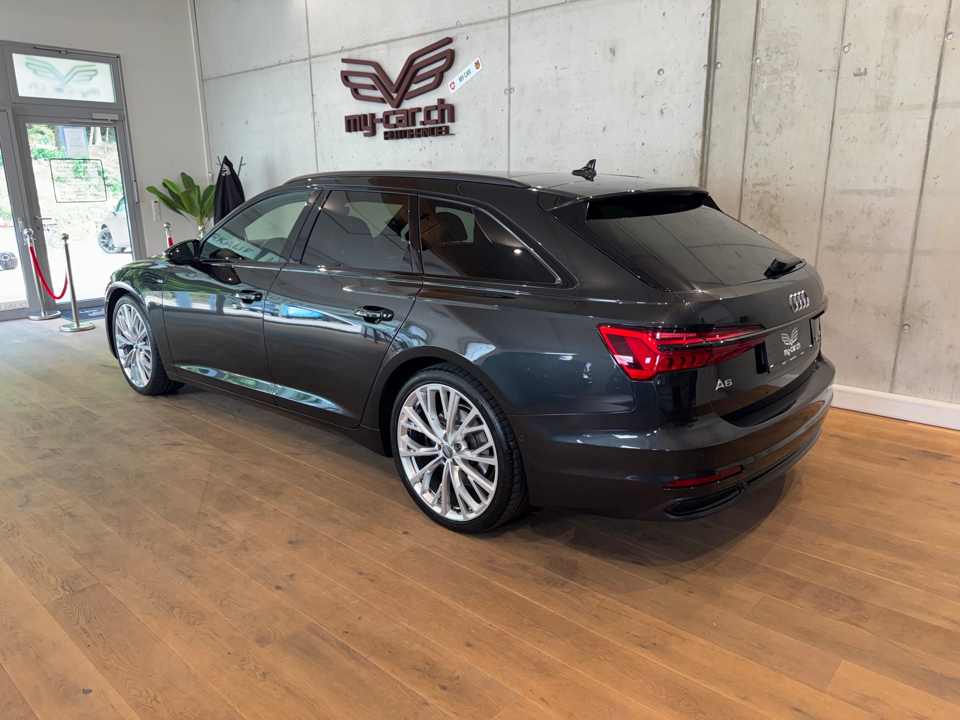 AUDI A6 Avant 55 TFSI S LINE Sport quattro S-tronic || NACHTSICHTASSISTENT || BANG & OLUFSEN || 360° || HEAD UP | PANORAMA | 21 ZOLL-image-8