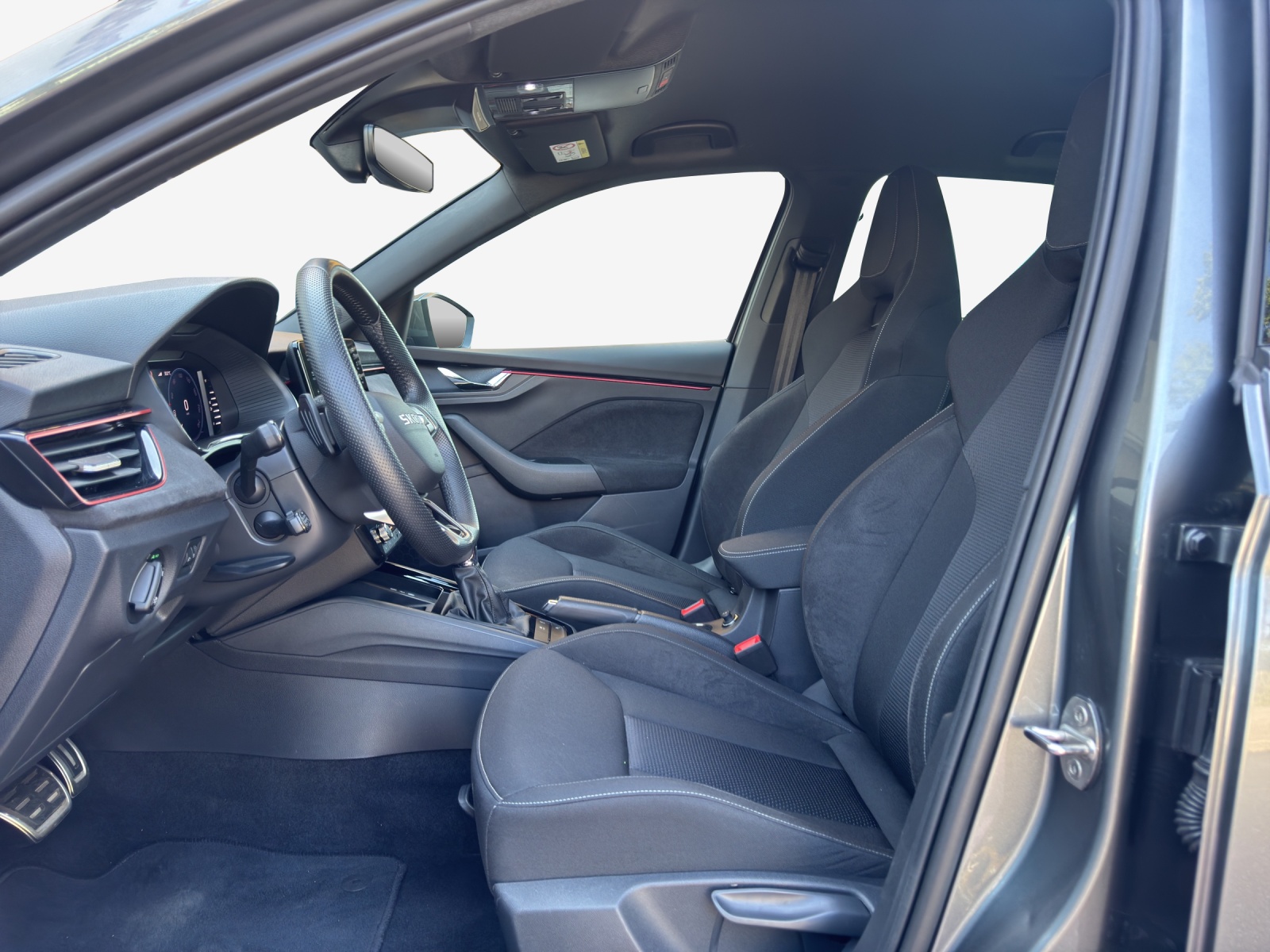 SKODA Kamiq 1.0 TSI Dynamic DSG-image-7