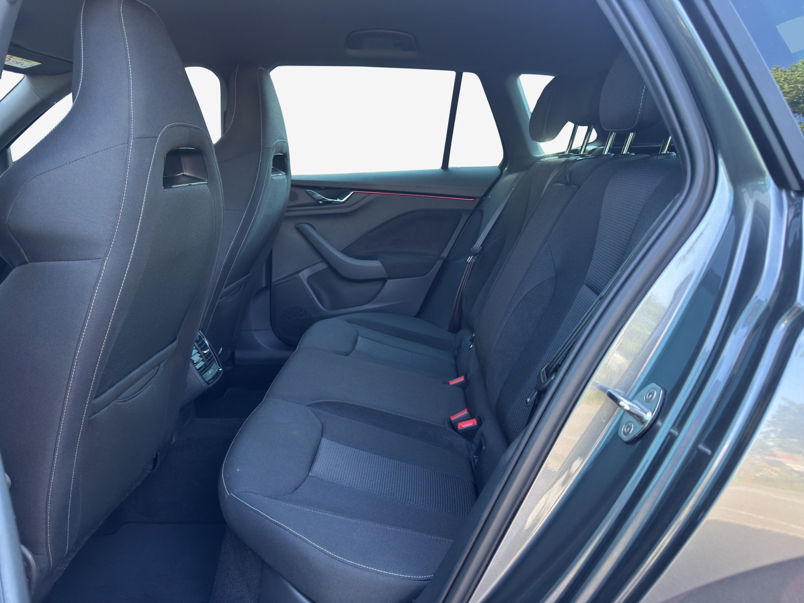 SKODA Kamiq 1.0 TSI Dynamic DSG-image-11