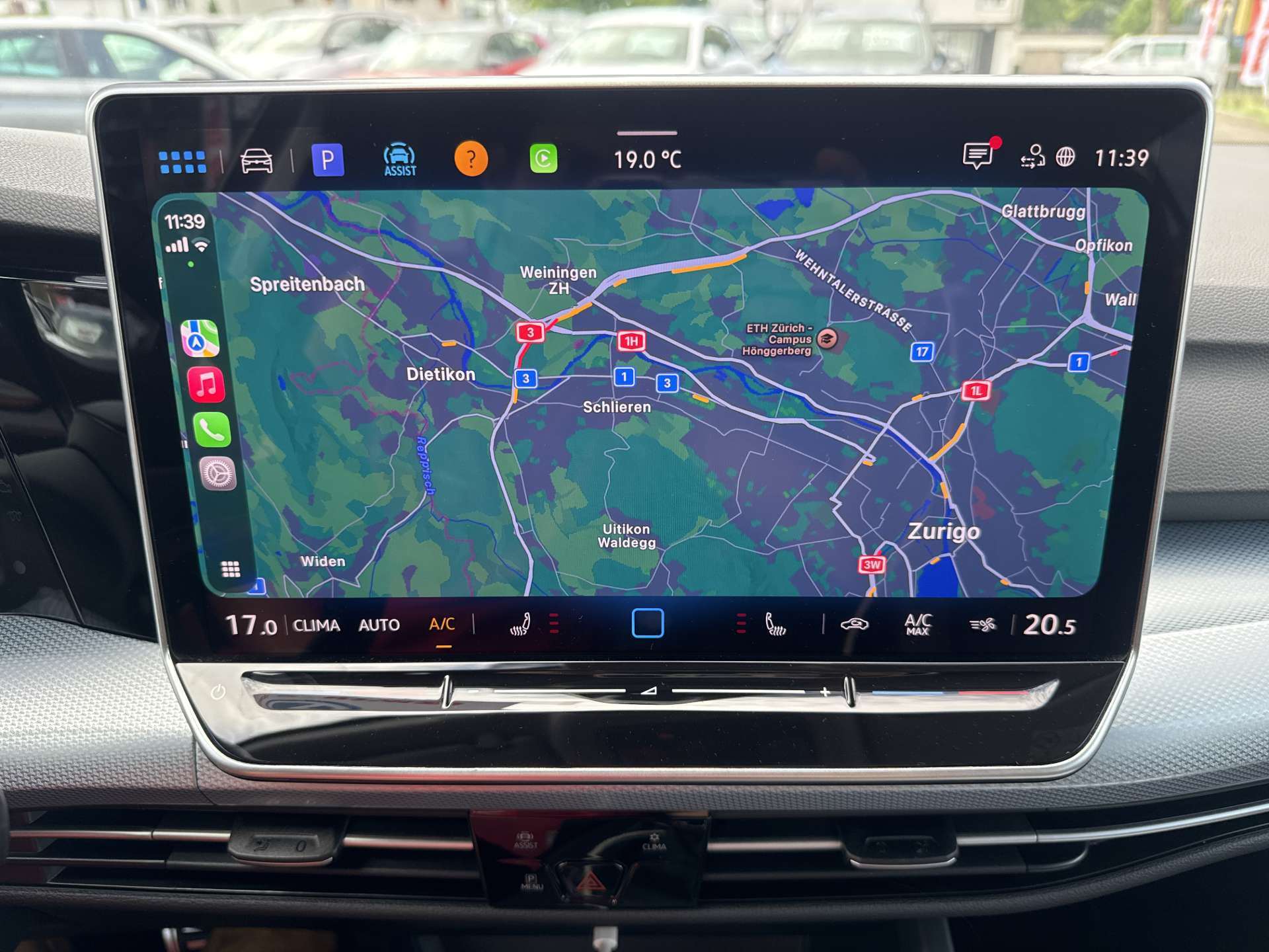VW Golf Variant 1.5 eTSi mHEV Life GOAL-image-1