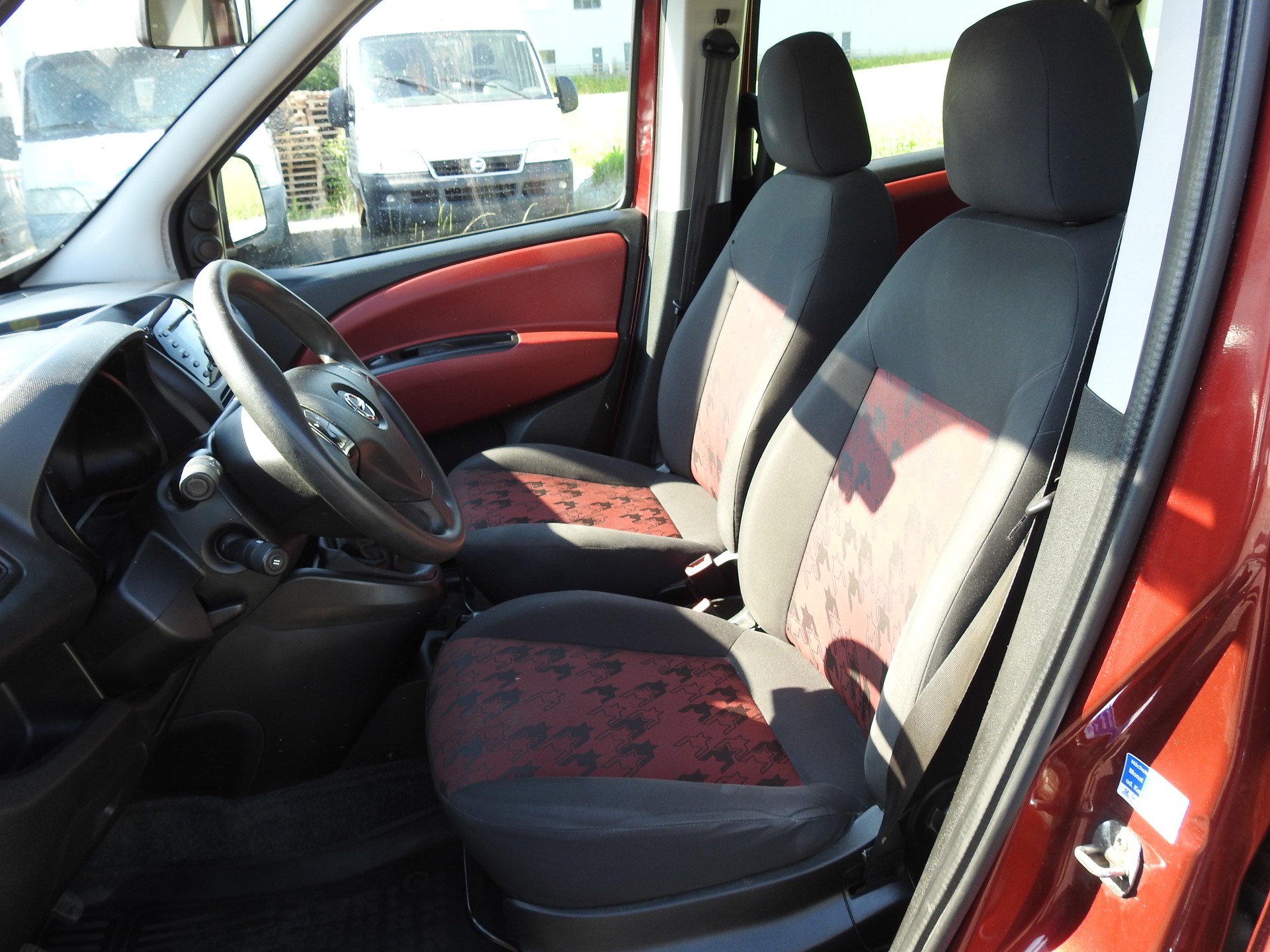 OPEL Combo 1.4 CNG Turbo ecoFLEX Enjoy L1H1-image-13