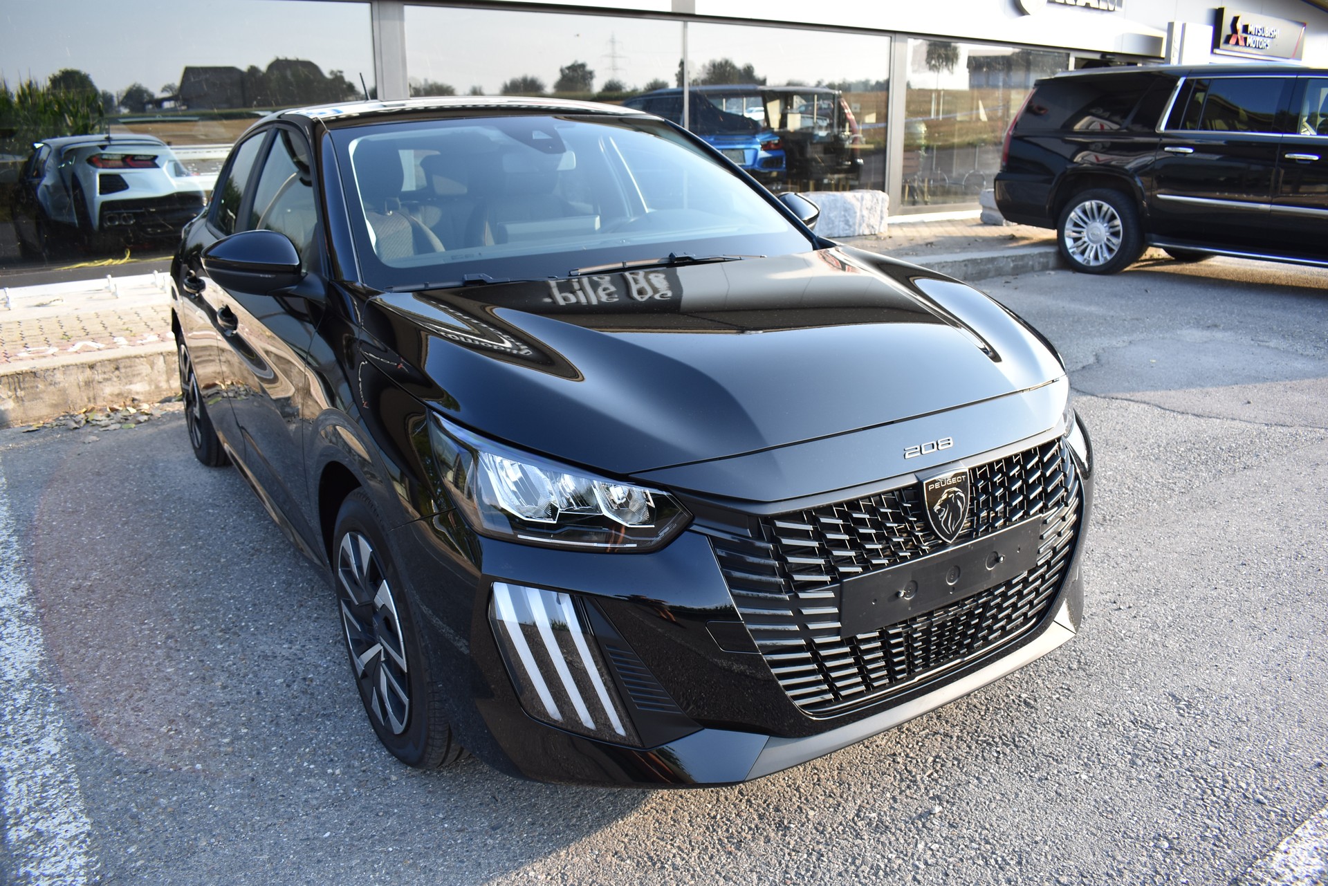 PEUGEOT 208 Elektrik 100 kW Style-image-3