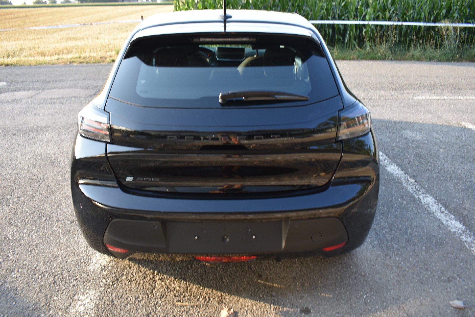PEUGEOT 208 Elektrik 100 kW Style-image-6
