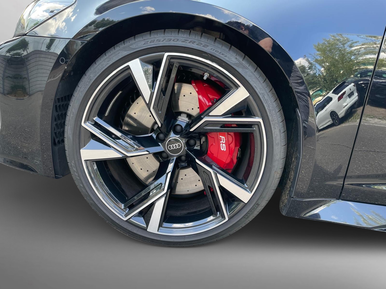 AUDI RS6 Avant 4.0 TFSI V8 quattro-image-3