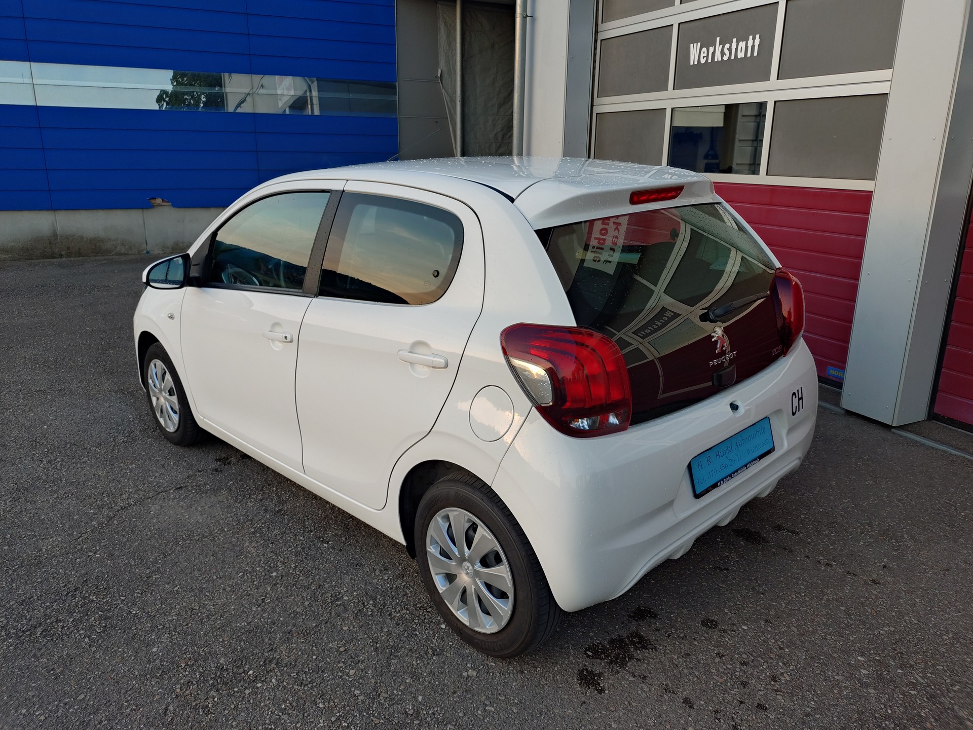 PEUGEOT 108 1.0 VTi Active-image-4