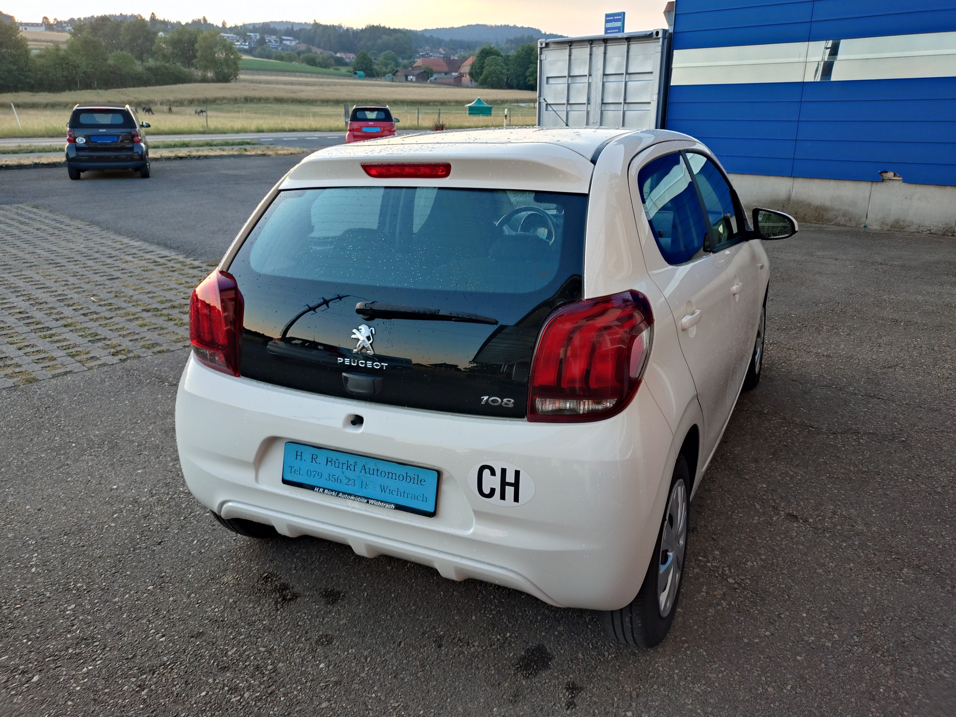 PEUGEOT 108 1.0 VTi Active-image-6