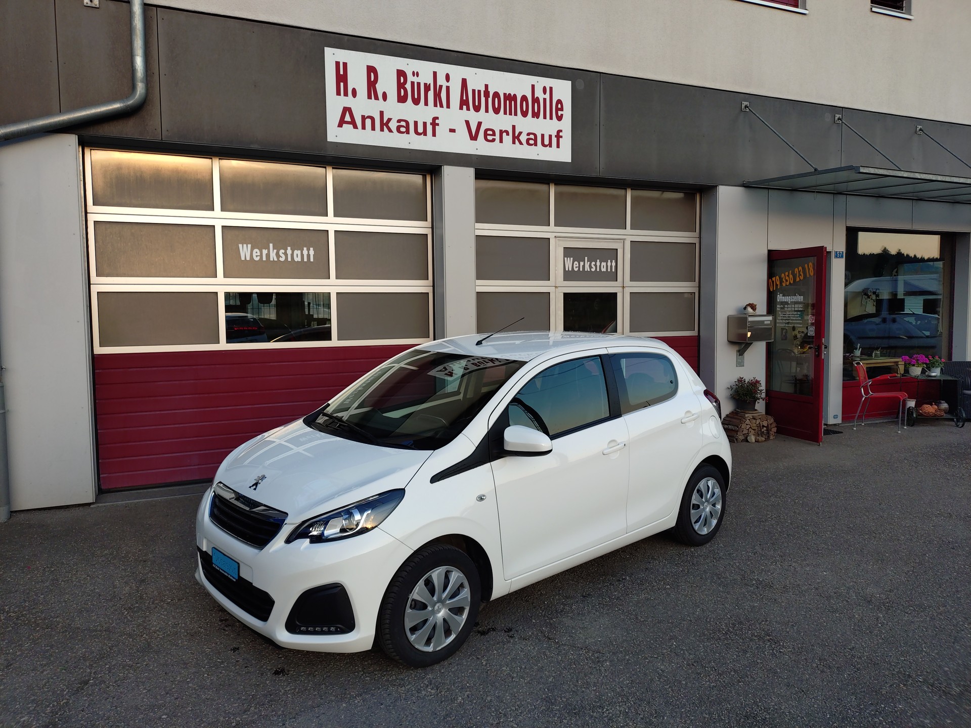 PEUGEOT 108 1.0 VTi Active-image-0