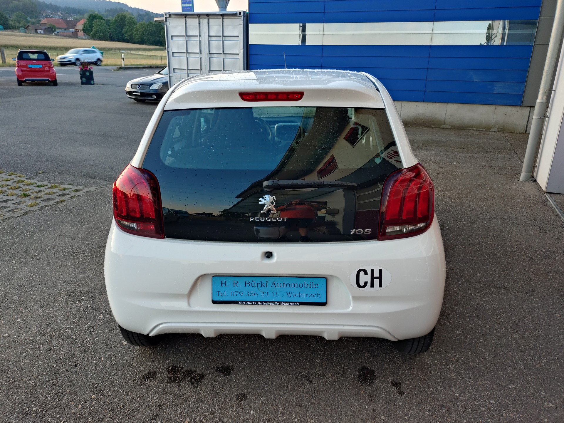 PEUGEOT 108 1.0 VTi Active-image-5