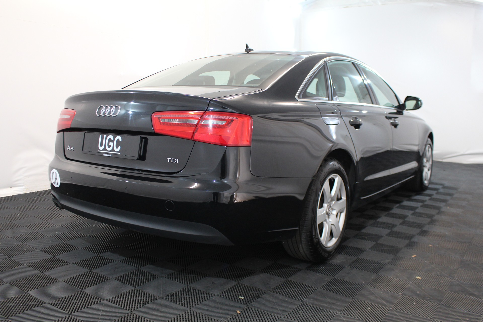 AUDI A6 2.0 TDI-image-5