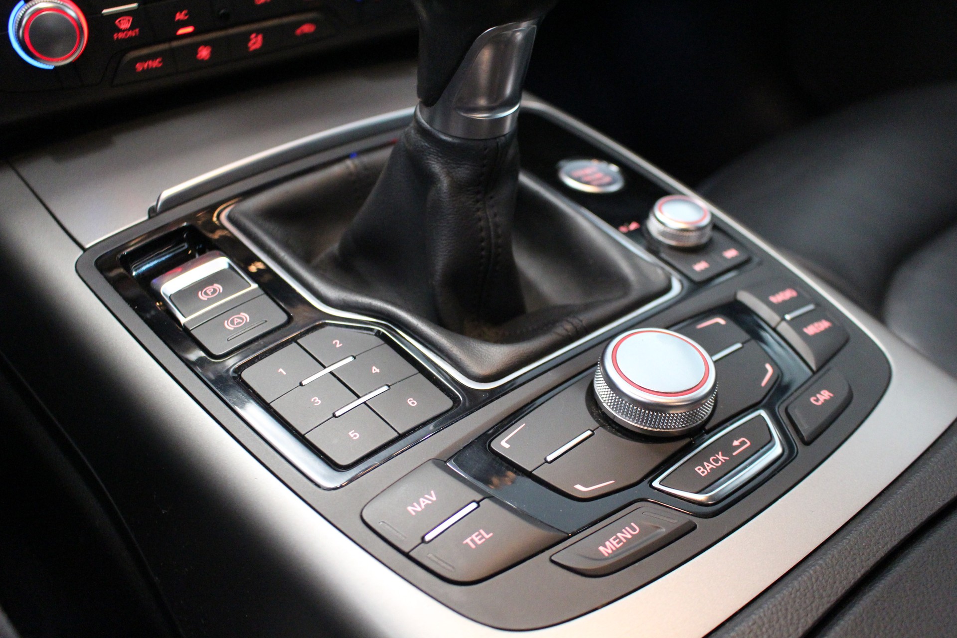 AUDI A6 2.0 TDI-image-19