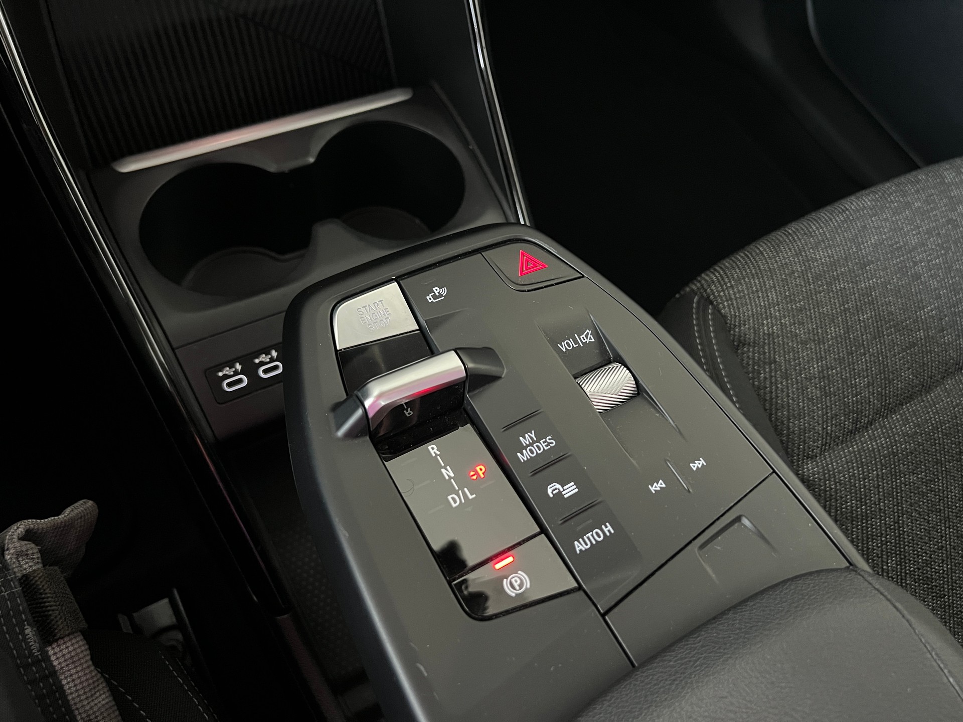 BMW 218d Active Tourer DKG-image-11