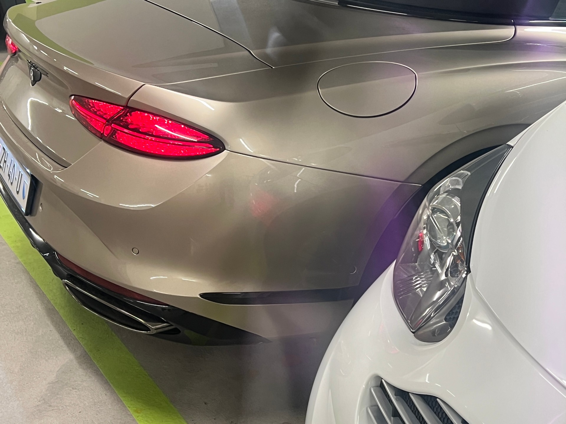 BENTLEY Continental GTC 4.0 V8 Cabriolet PHEV Mulliner-image-15
