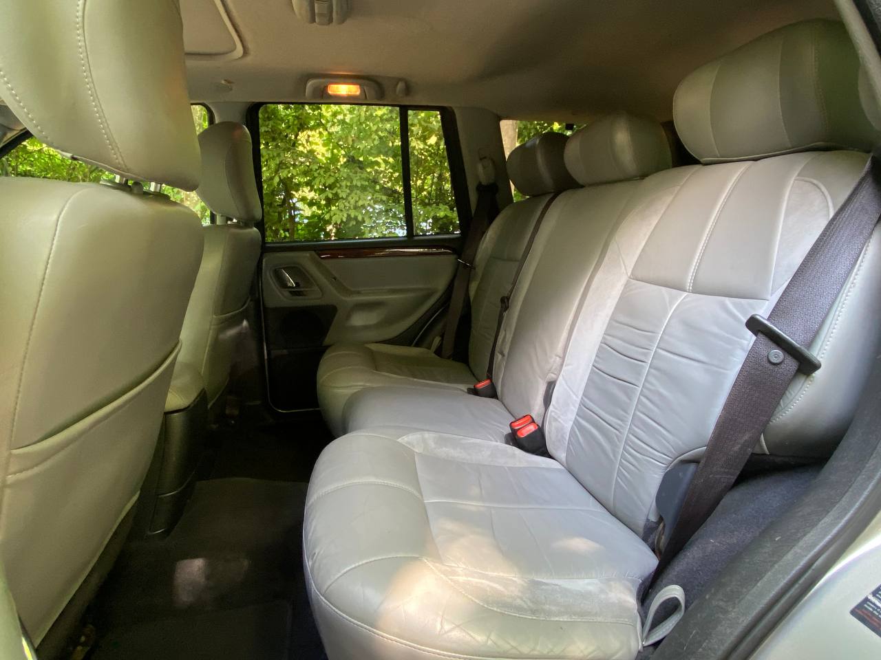 JEEP Grand Cherokee 4.7 Overland Automatic Avec Crochet d'attelage-image-15