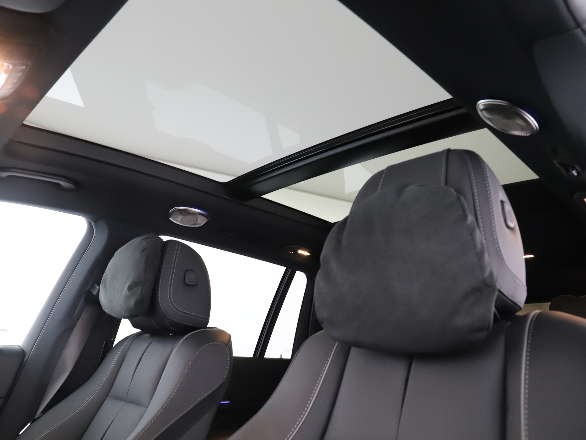 MERCEDES-BENZ GLS 450 d 4M 9G-Tronic-image-13