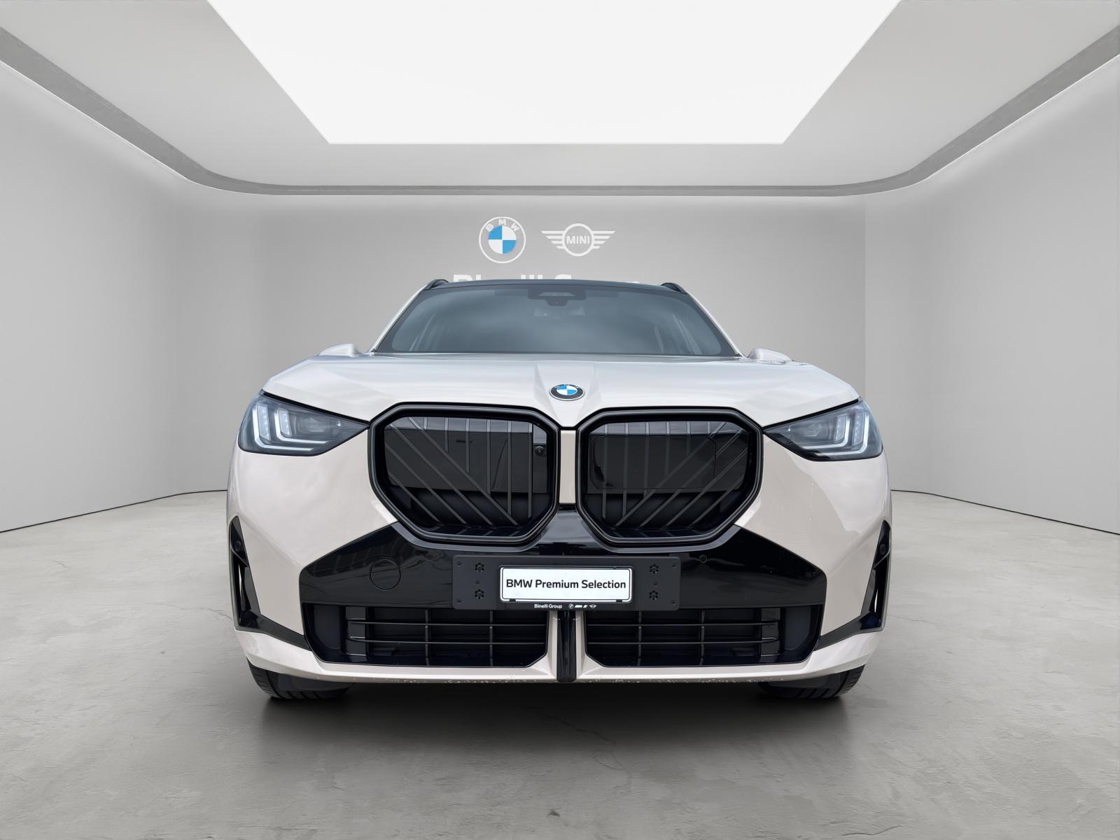 BMW X3 30e xDrive-showroom-element-2