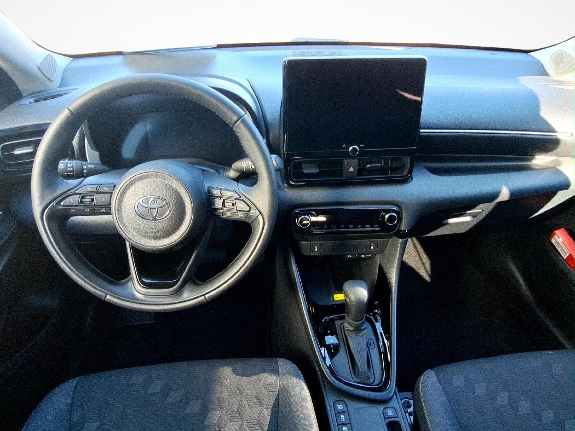TOYOTA Yaris 1.5 VVT-i HSD Trend-image-8