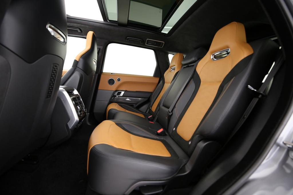 LAND ROVER Range Rover Sport 5.0 V8 SC SVR Carbon-image-8