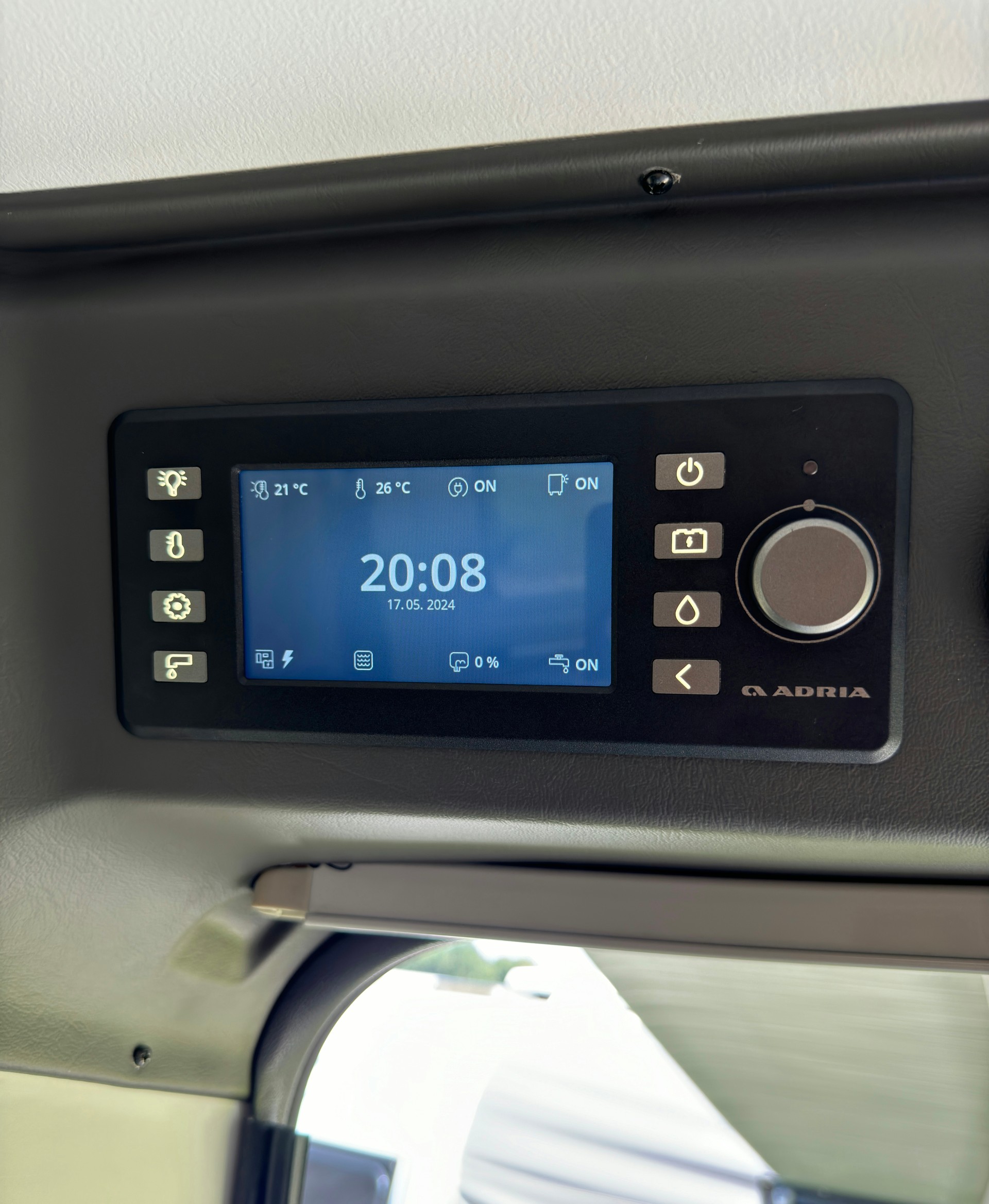 ADRIA Adria Twin 600 SPB Family Plus-image-4