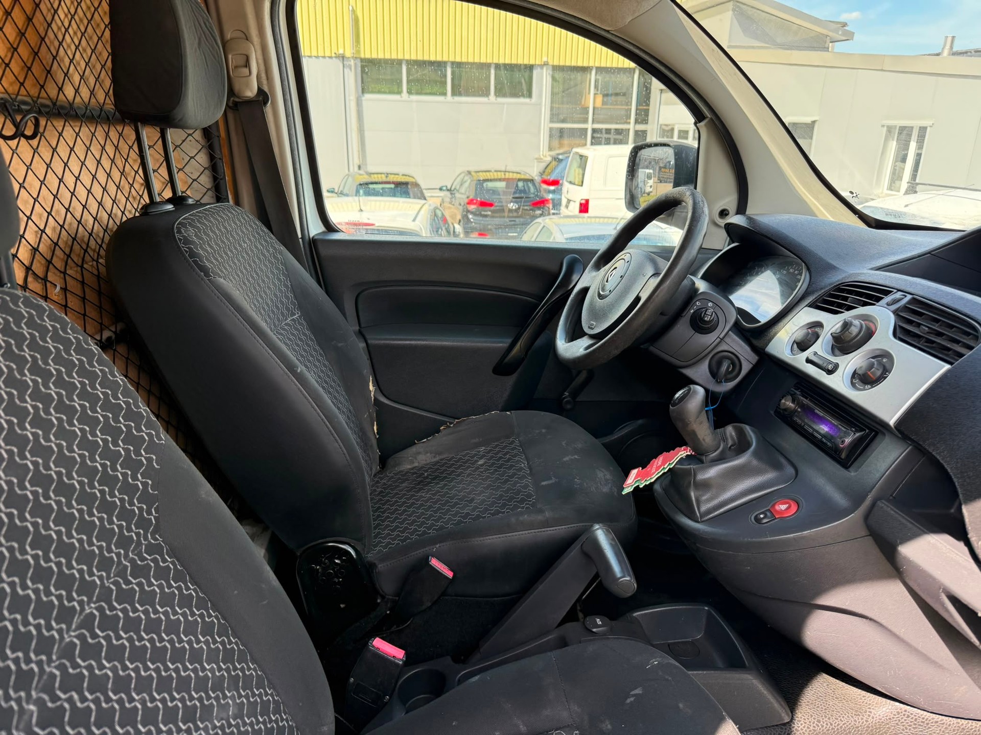RENAULT Kangoo 1.6 90-image-10