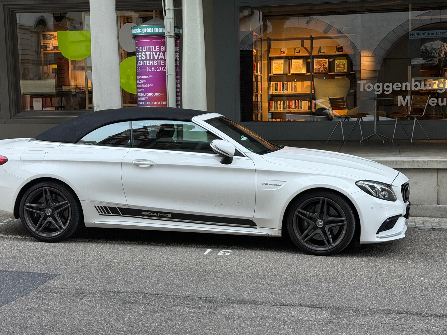 MERCEDES-BENZ C 63 AMG-image-3