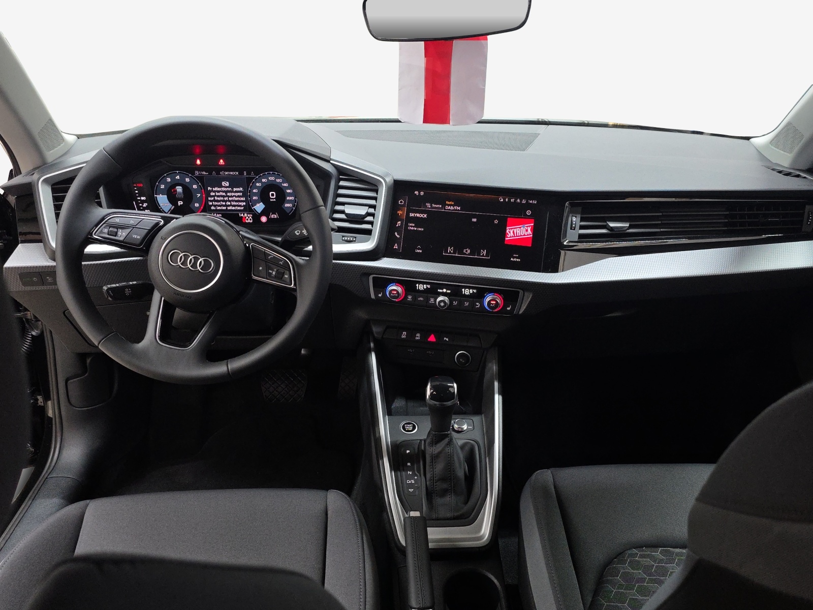 AUDI A1 Sportback 30 TFSI Attraction S-tronic-image-24