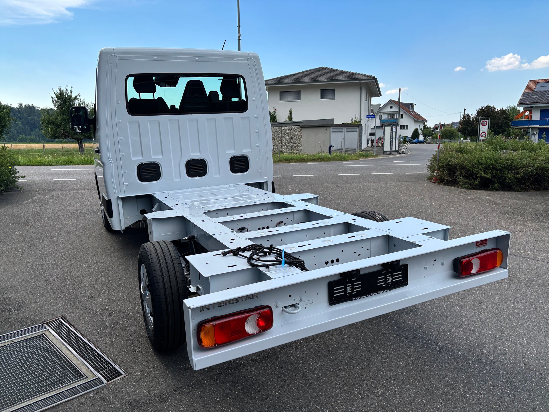 NISSAN Interstar Acenta 150 PS L2H1 9AT-image-2