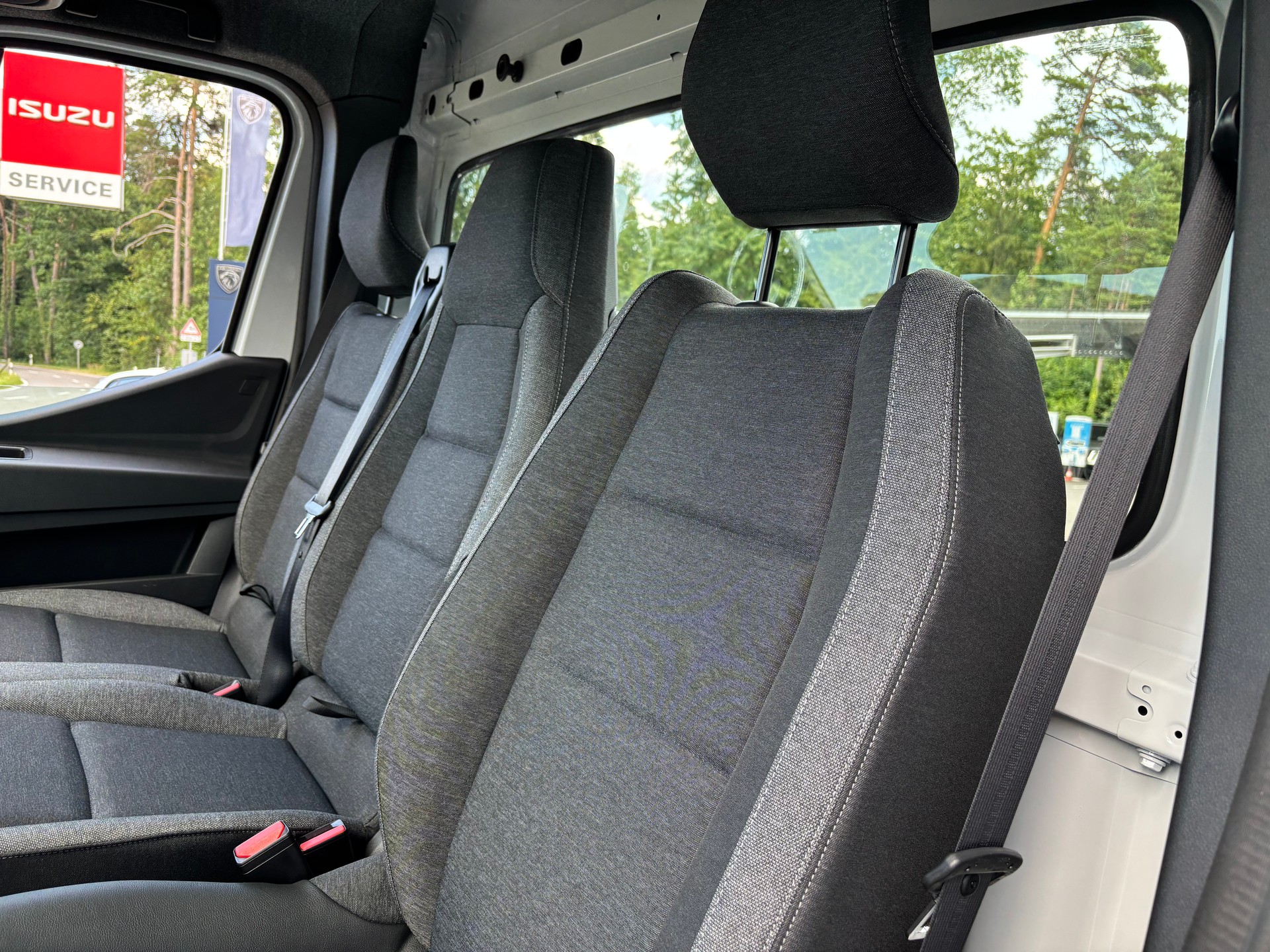 NISSAN Interstar Acenta 150 PS L2H1 9AT-image-6