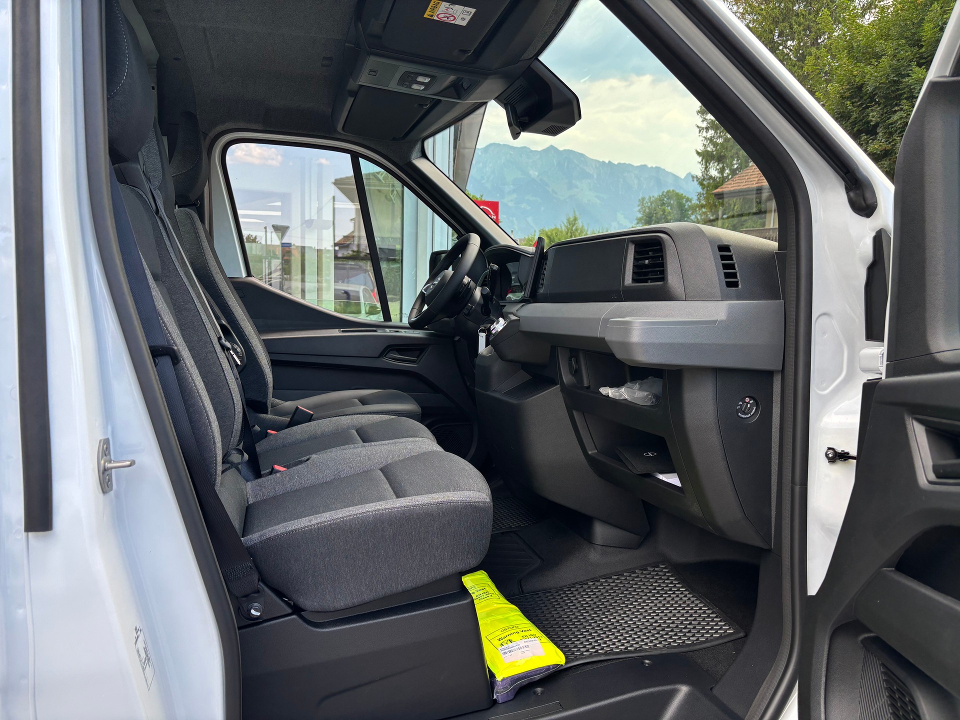 NISSAN Interstar Acenta 150 PS L2H1 9AT-image-4
