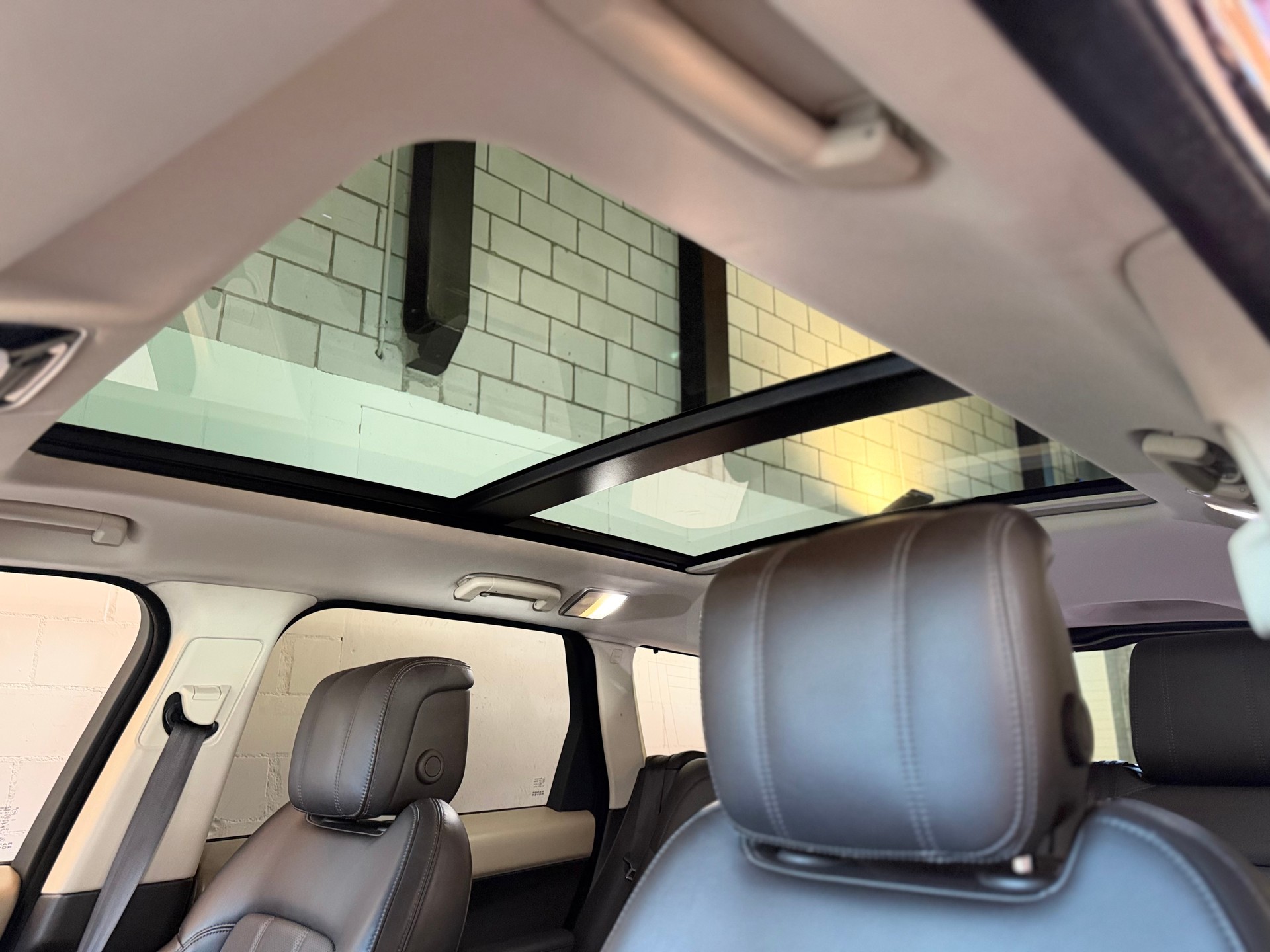 LAND ROVER Range Rover Sport 3.0 TDV6 HSE Dynamic Automatic-image-10