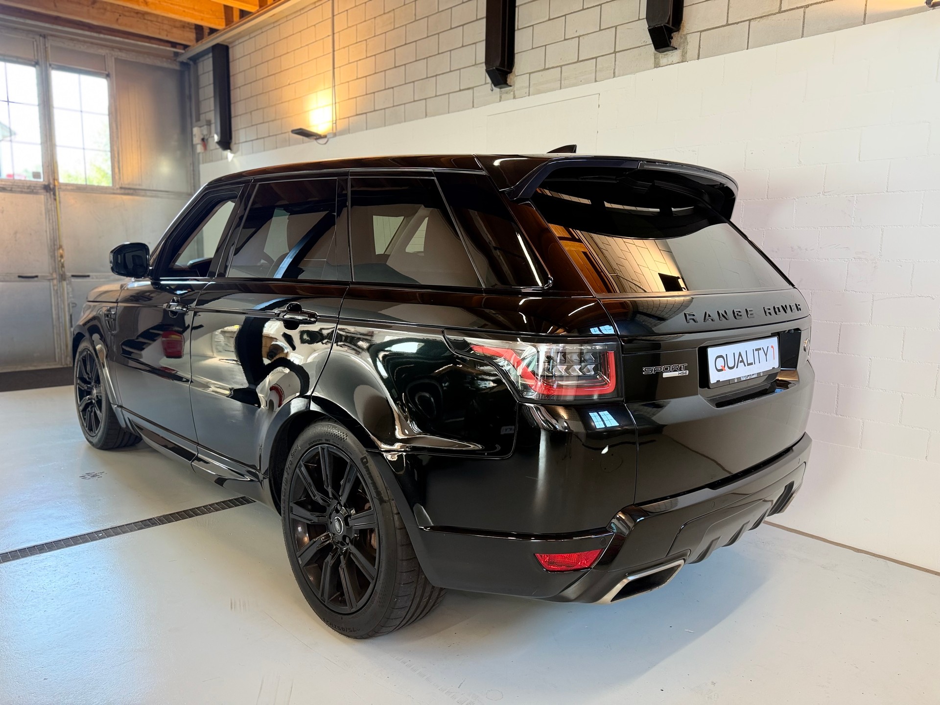 LAND ROVER Range Rover Sport 3.0 TDV6 HSE Dynamic Automatic-image-2