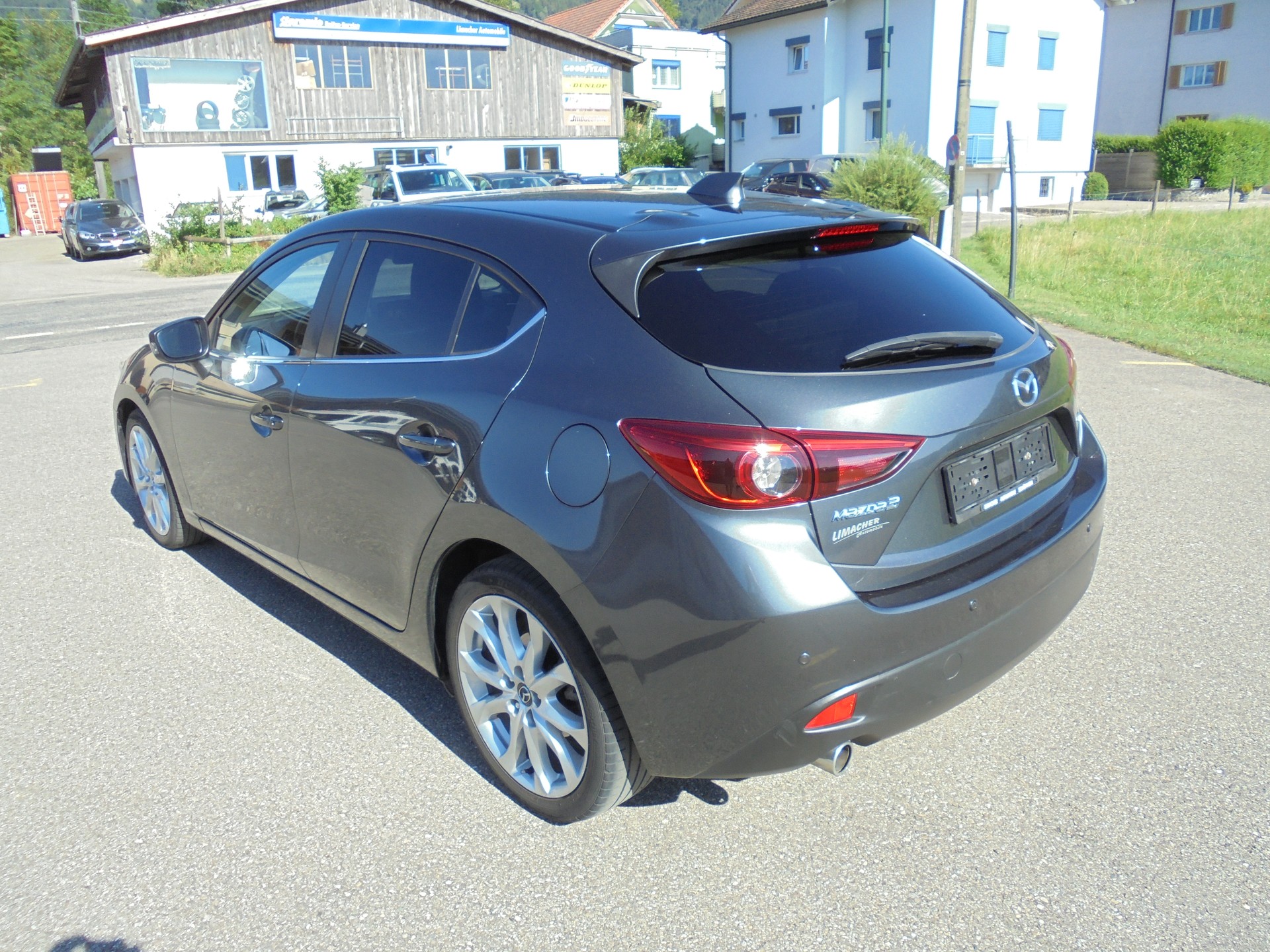 MAZDA 3 2.2 16V CD Revolution-image-4