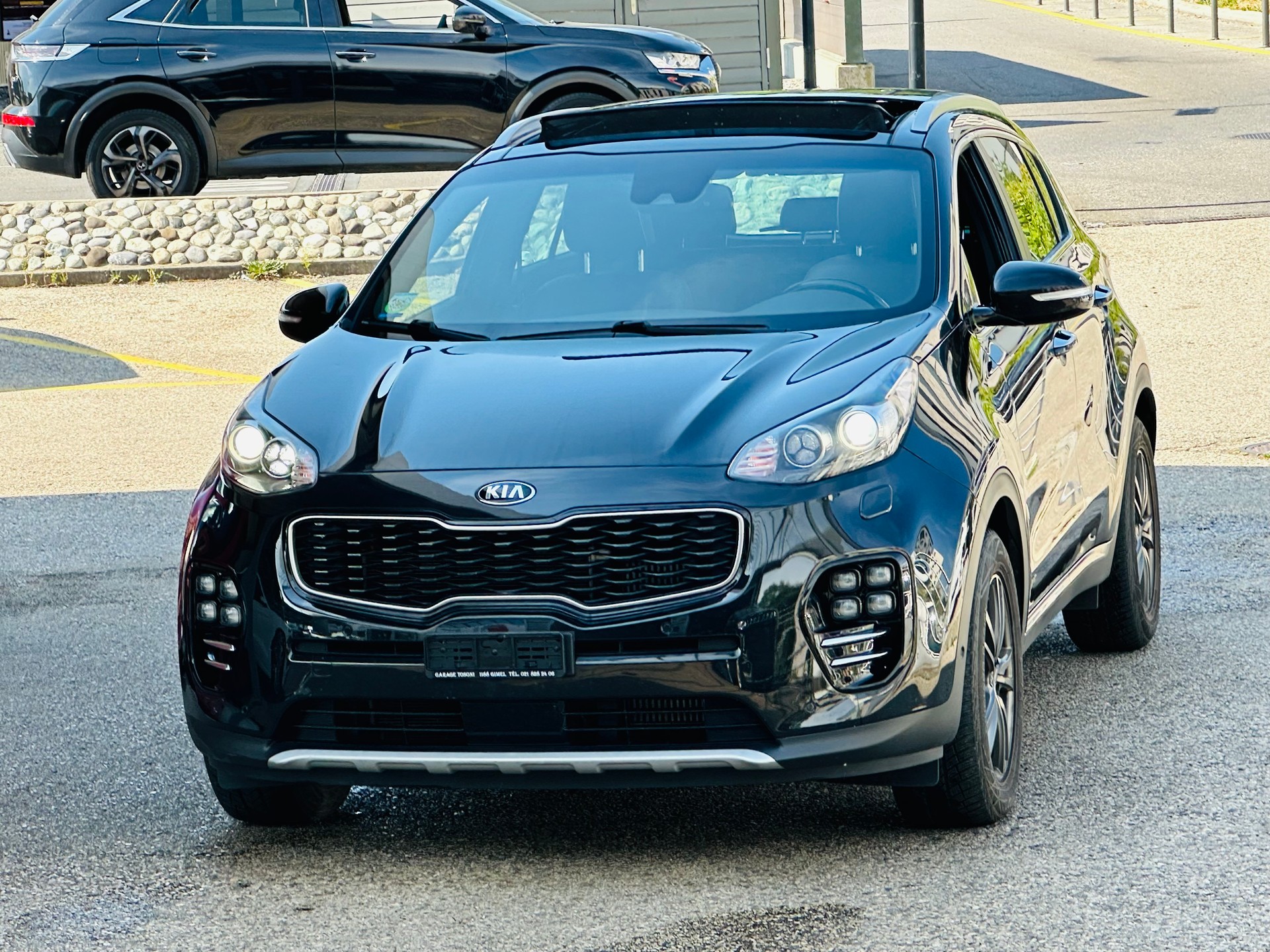 KIA Sportage 2.0CRDi Style GT Line 4WD Automat-image-2