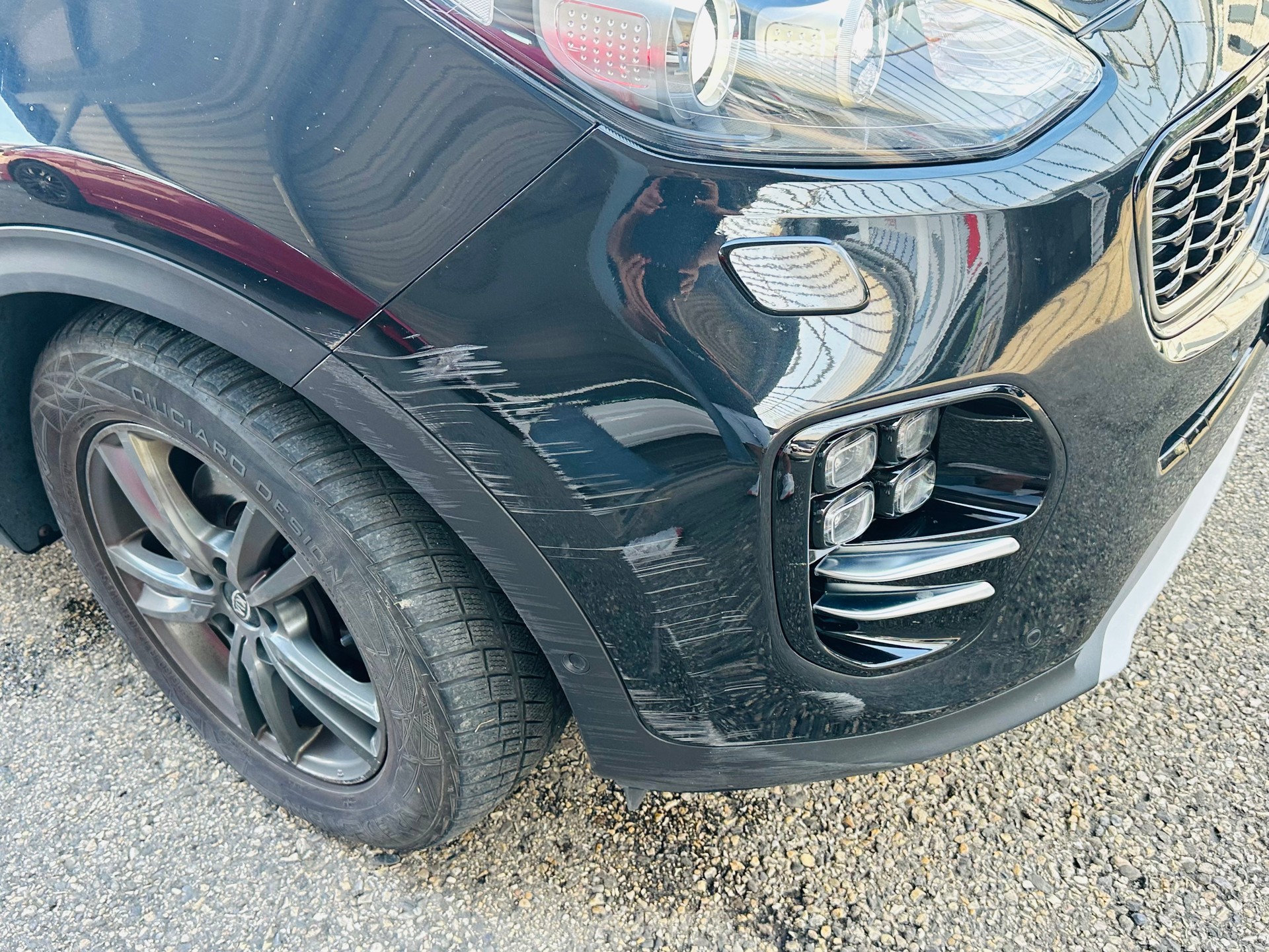 KIA Sportage 2.0CRDi Style GT Line 4WD Automat-image-7