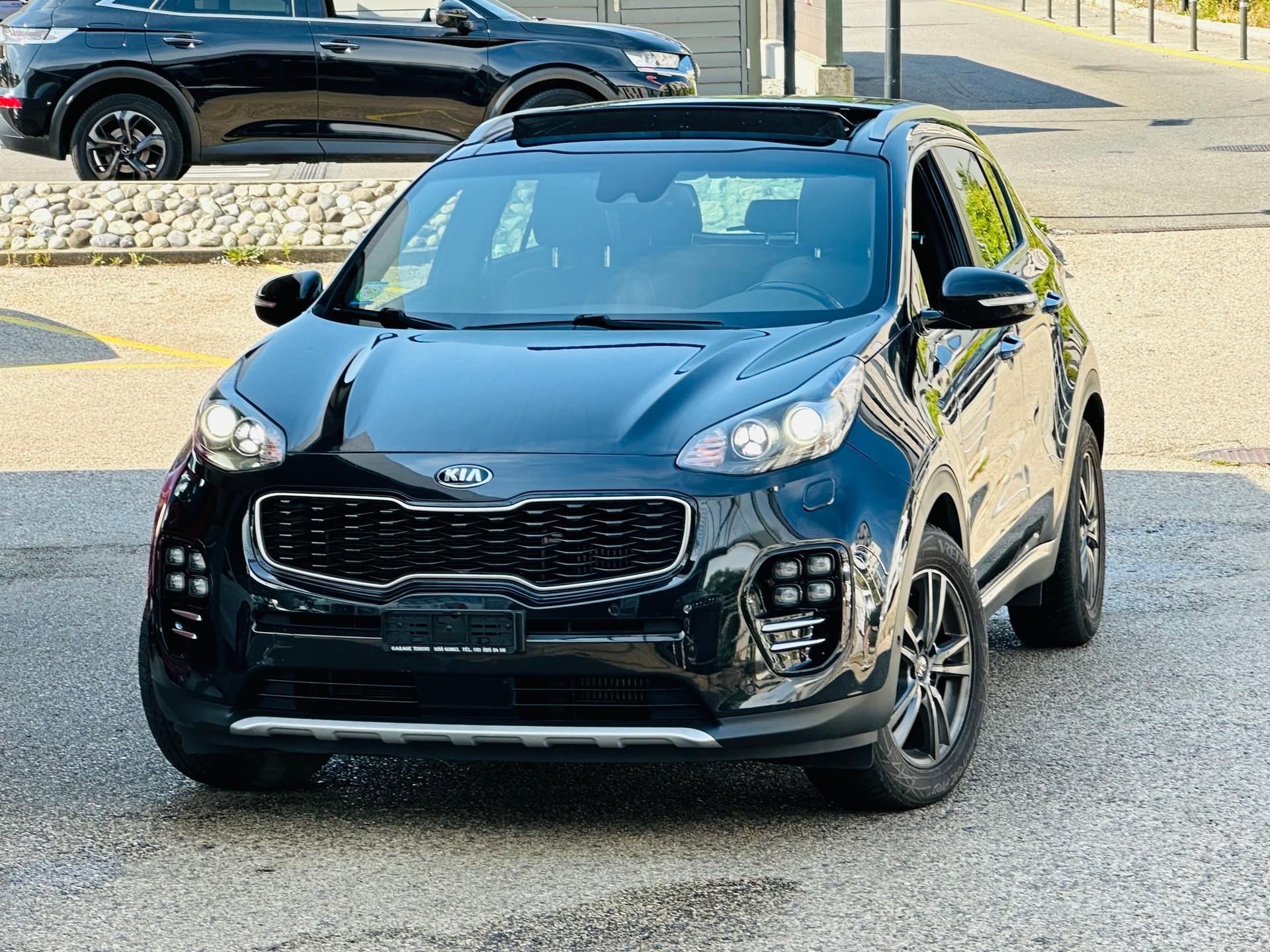 KIA Sportage 2.0CRDi Style GT Line 4WD Automat-image-0