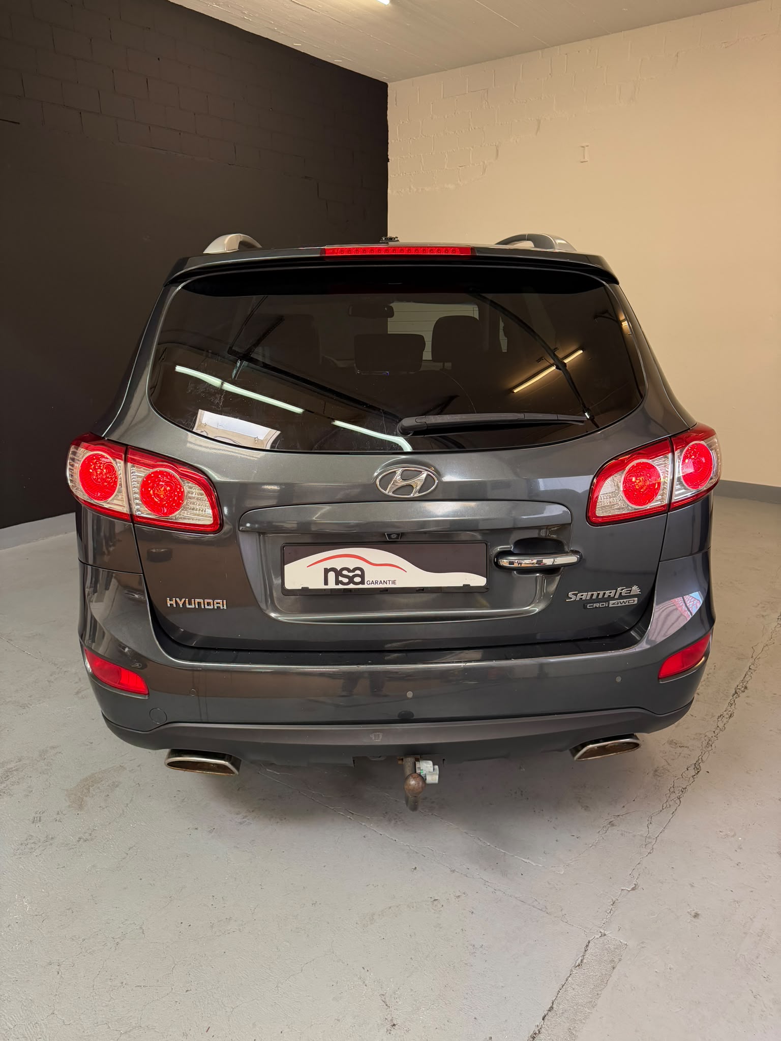 HYUNDAI Santa Fe 2.2 CRDI Premium 4WD Automatic-image-4