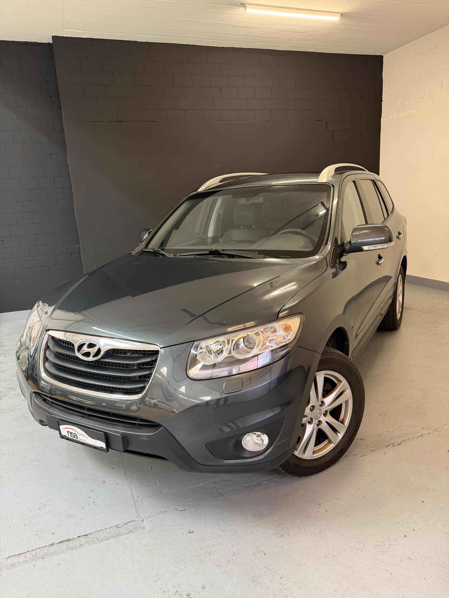 HYUNDAI Santa Fe 2.2 CRDI Premium 4WD Automatic-image-2
