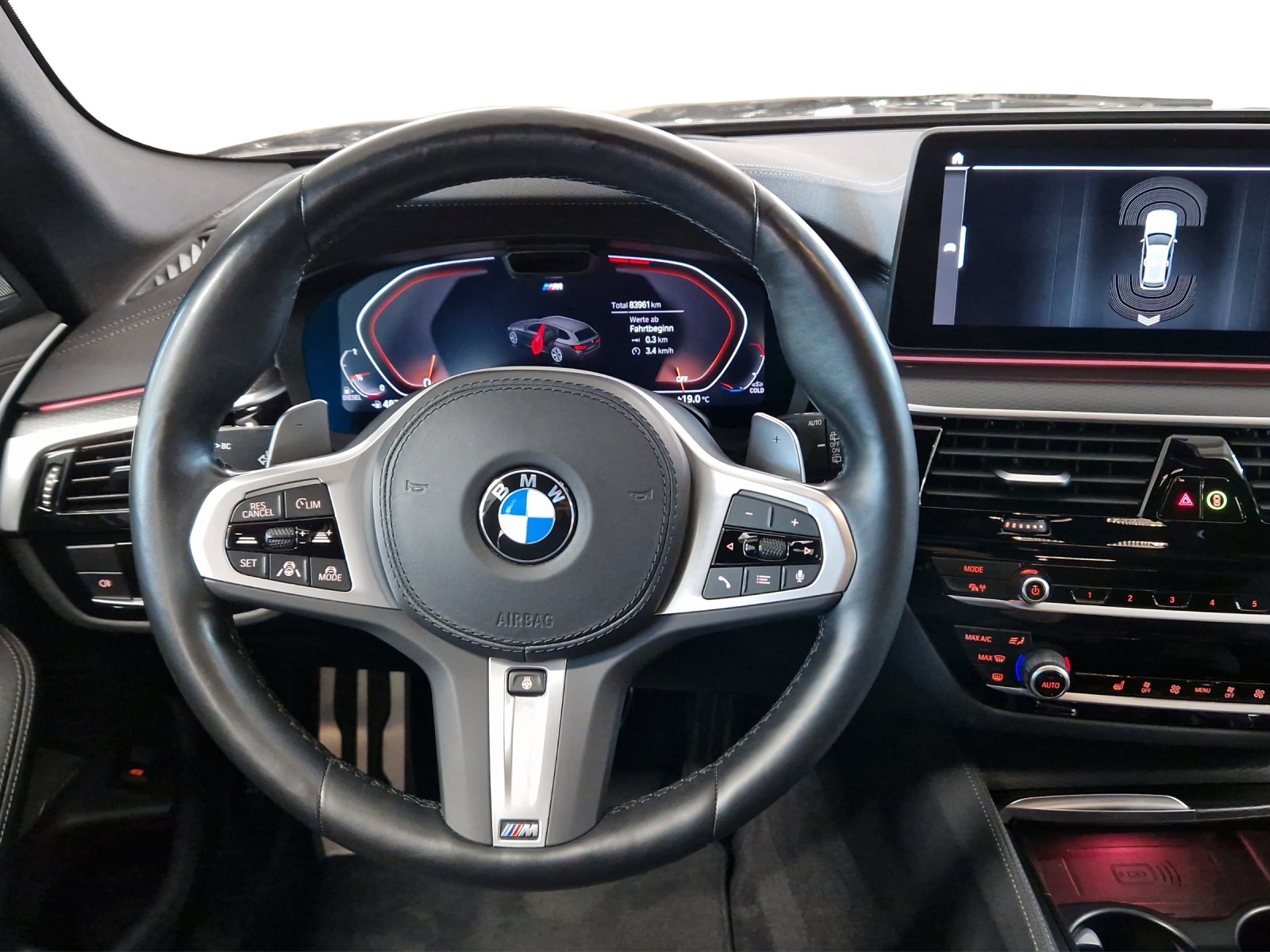 BMW 520d xDrive M Sport-image-19