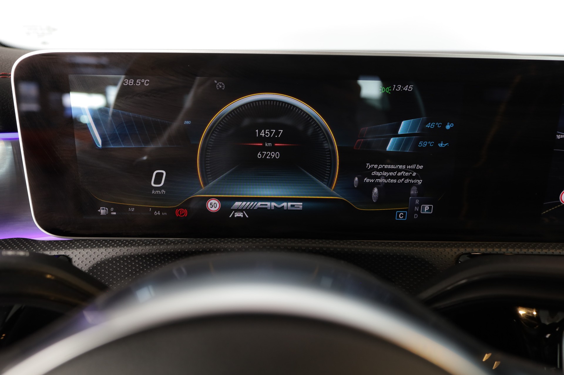 MERCEDES-BENZ CLA Shooting Brake 35 AMG 4Matic 7G-DCT-image-12