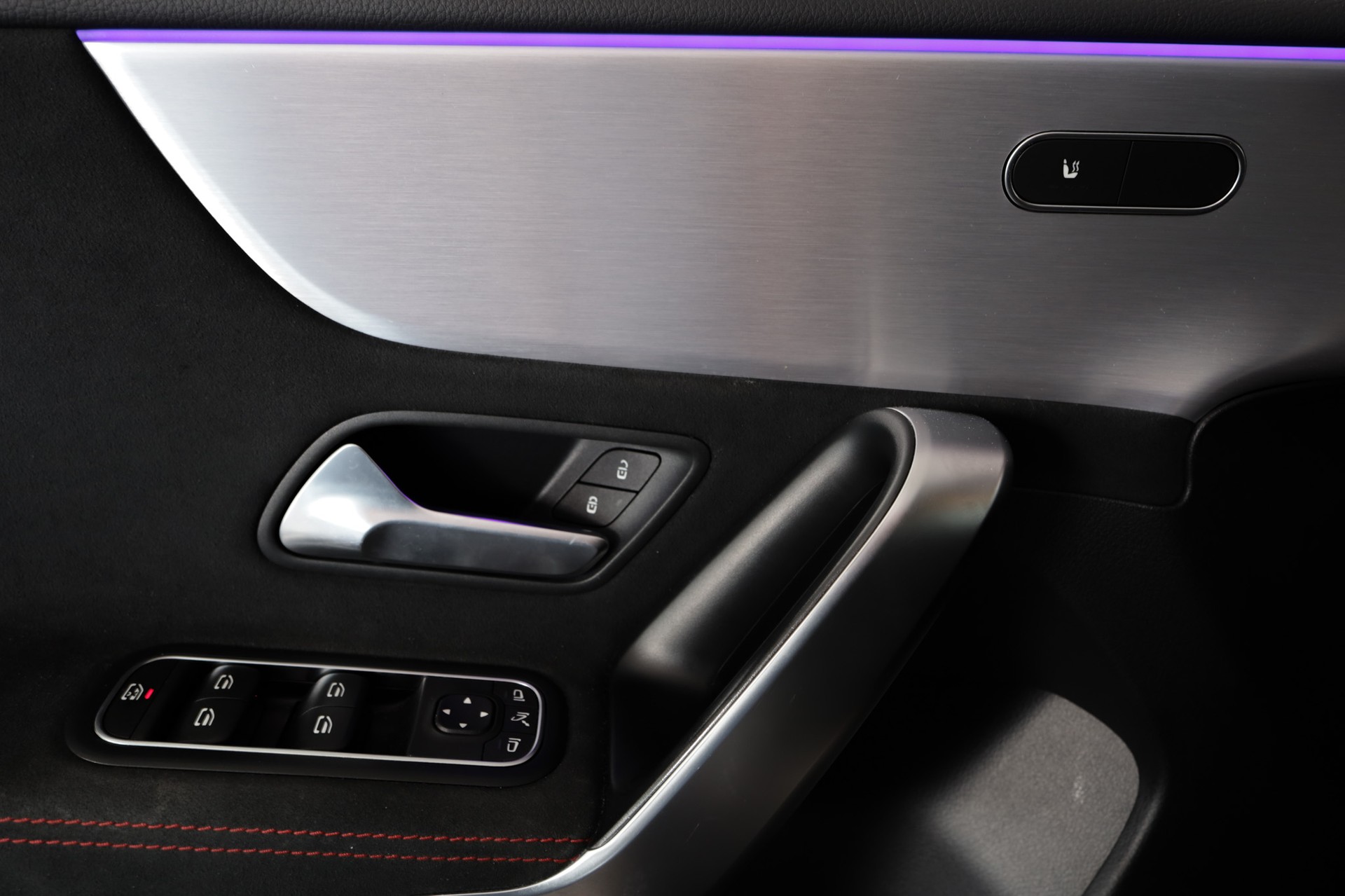MERCEDES-BENZ CLA Shooting Brake 35 AMG 4Matic 7G-DCT-image-11