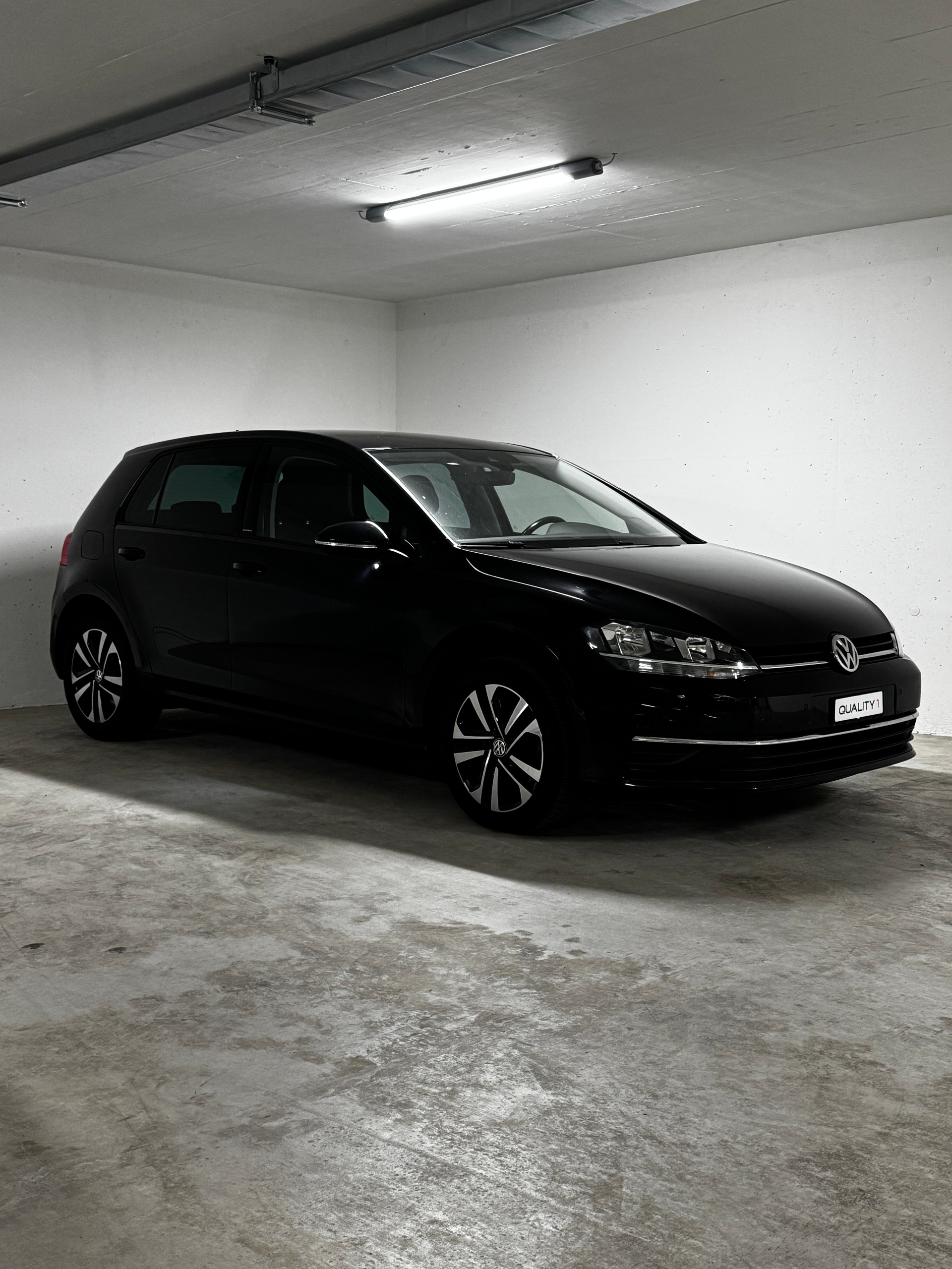 VW Golf 2.0 TDI Comfortline DSG-image-2